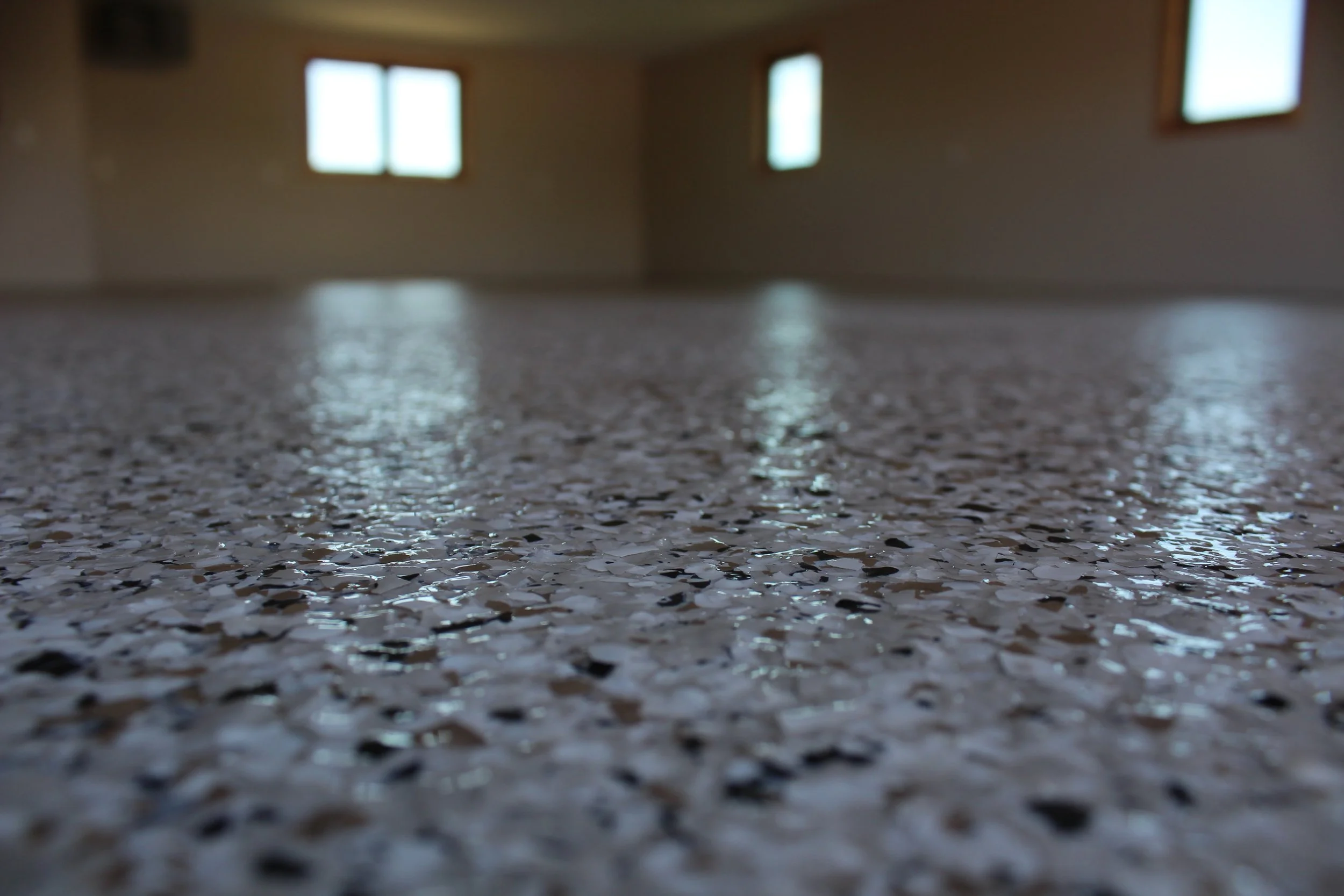 Epoxy Floor Flake System in Cedar Rapids, Iowa