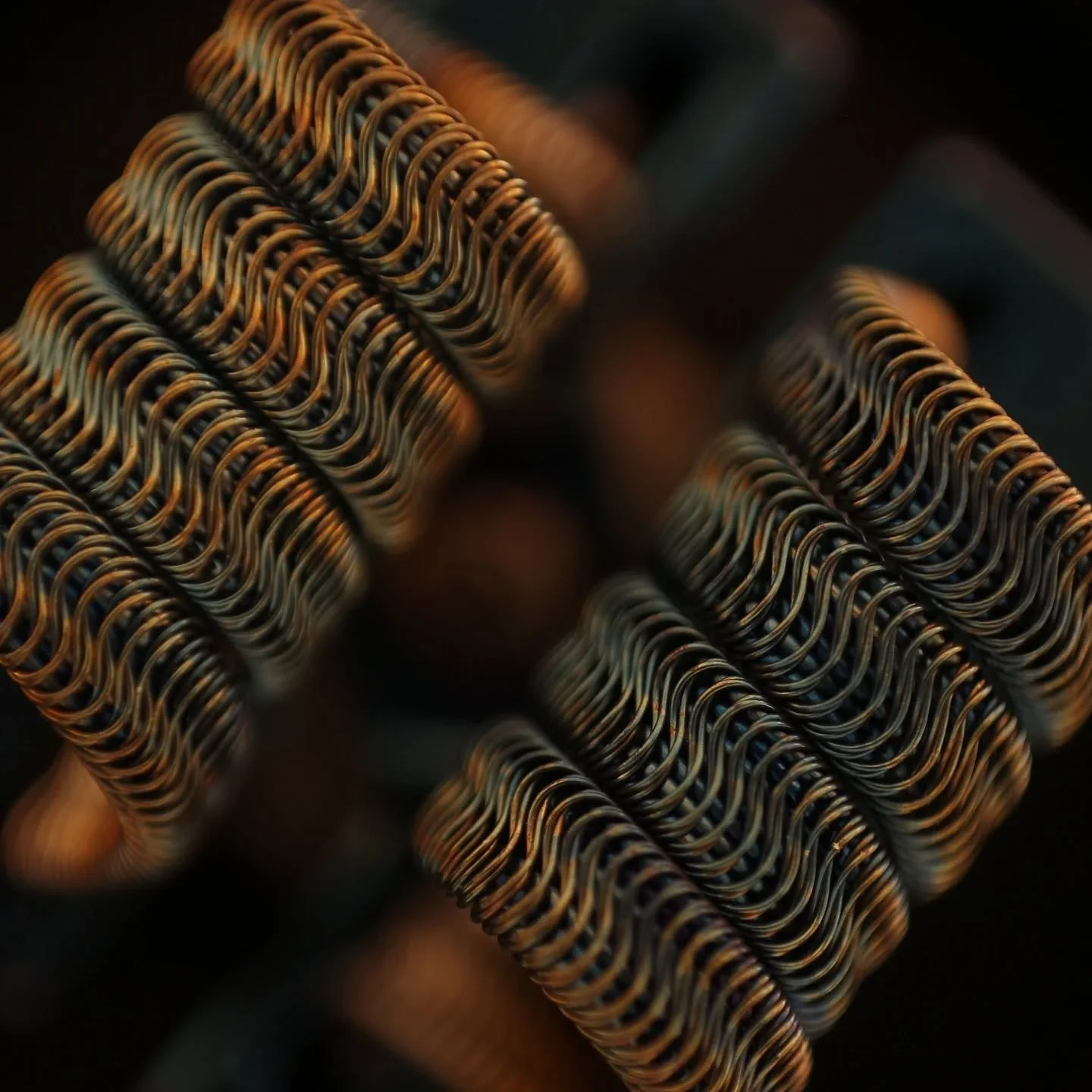 ni80-interlocking-coils-7-core-aliens.jfif