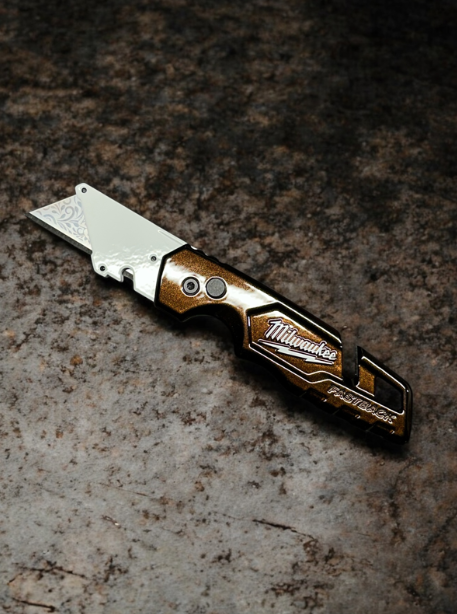 Bronze & White Utility Knife