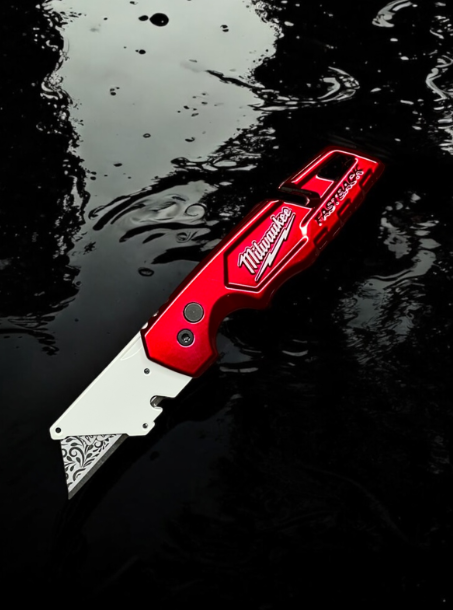 Candy Red & White Utility Knife