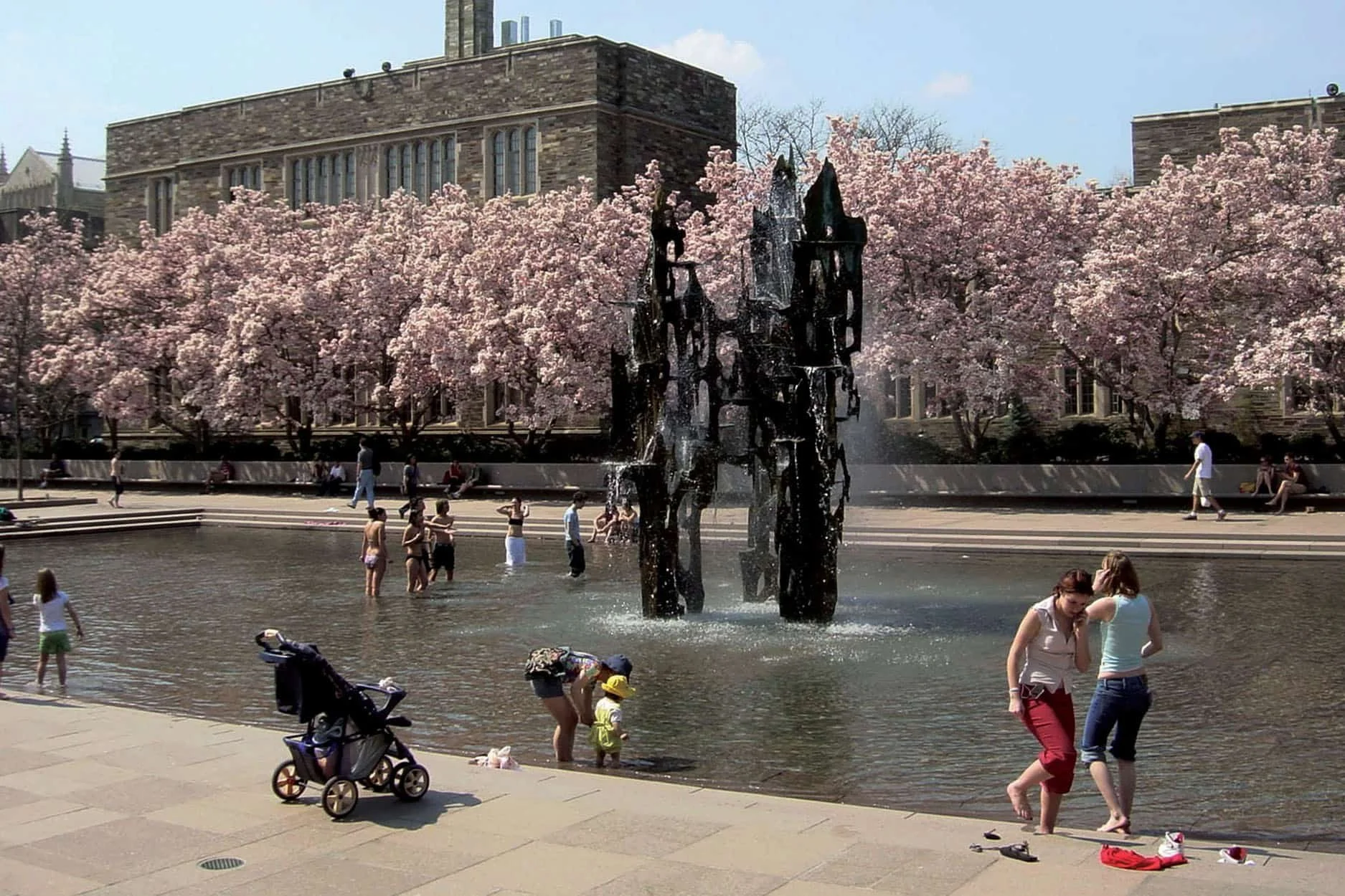 Princeton University, Scudder Plaza