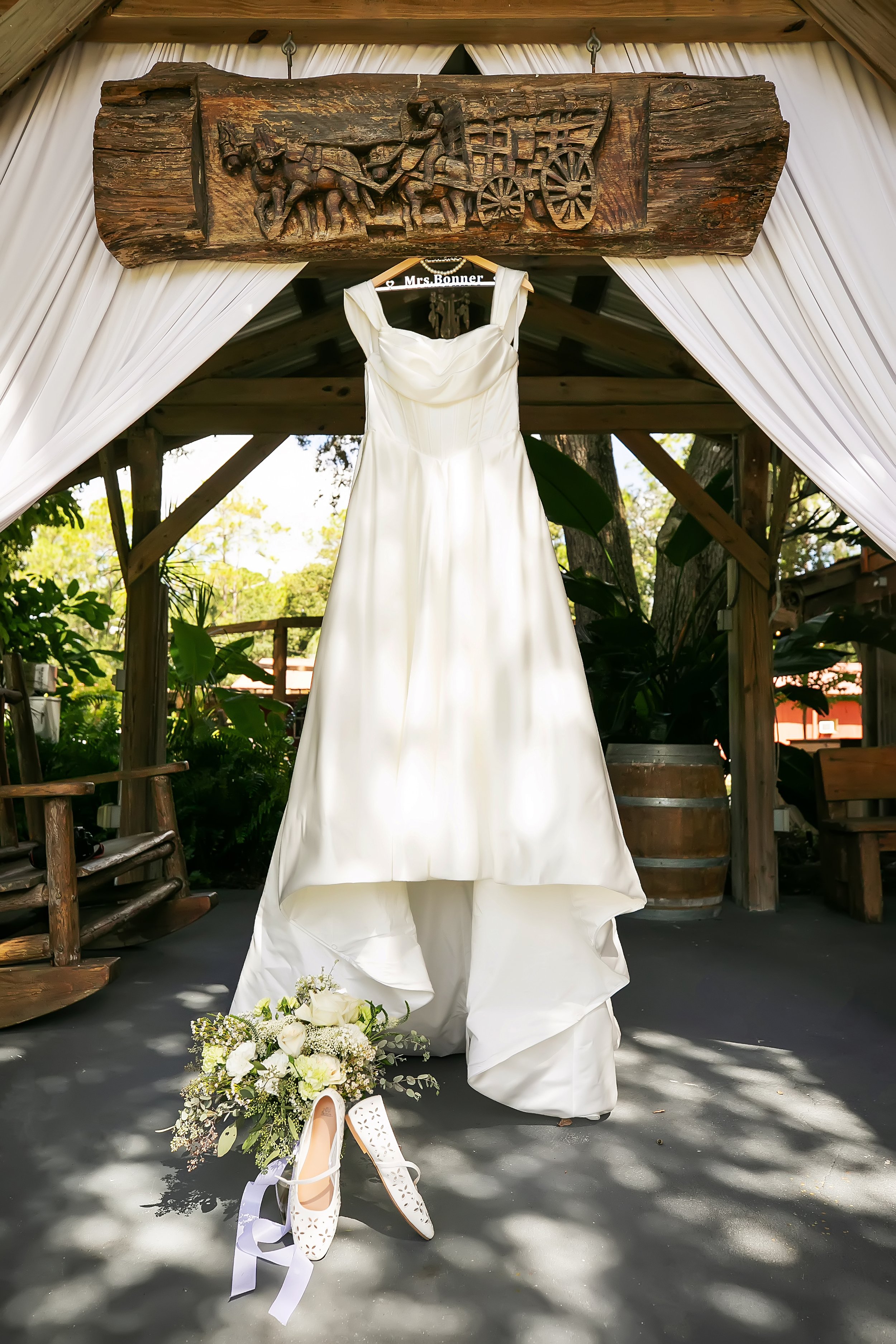 A La Carte Wedding Items