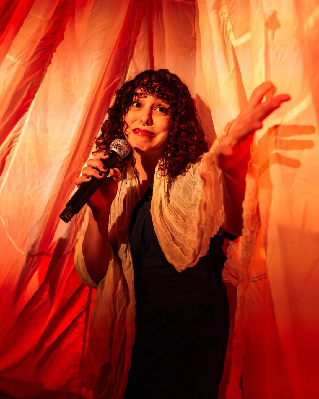 I got to spend opening night of Diaspora by @storycourse in the tent and in the kitchen, capturing how the show is brought to life 📸 It&rsquo;s unfortunately sold out and finishing its run this weekend, but I&rsquo;m hoping it has another life!! 

I