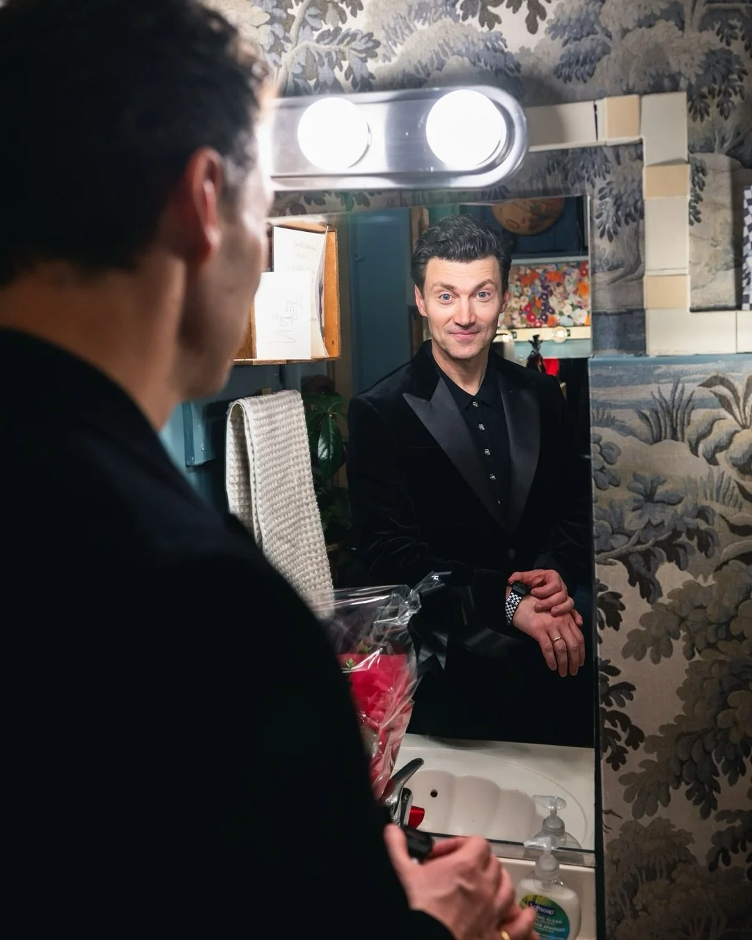 Opening night of @chessbway with @thebrycecapades ♟️

One of my favorite things to do is capture your intimate moments getting ready for your big night! If you have an opening night or event coming up, please reach out for photos 💃🏻

Thank you @cha