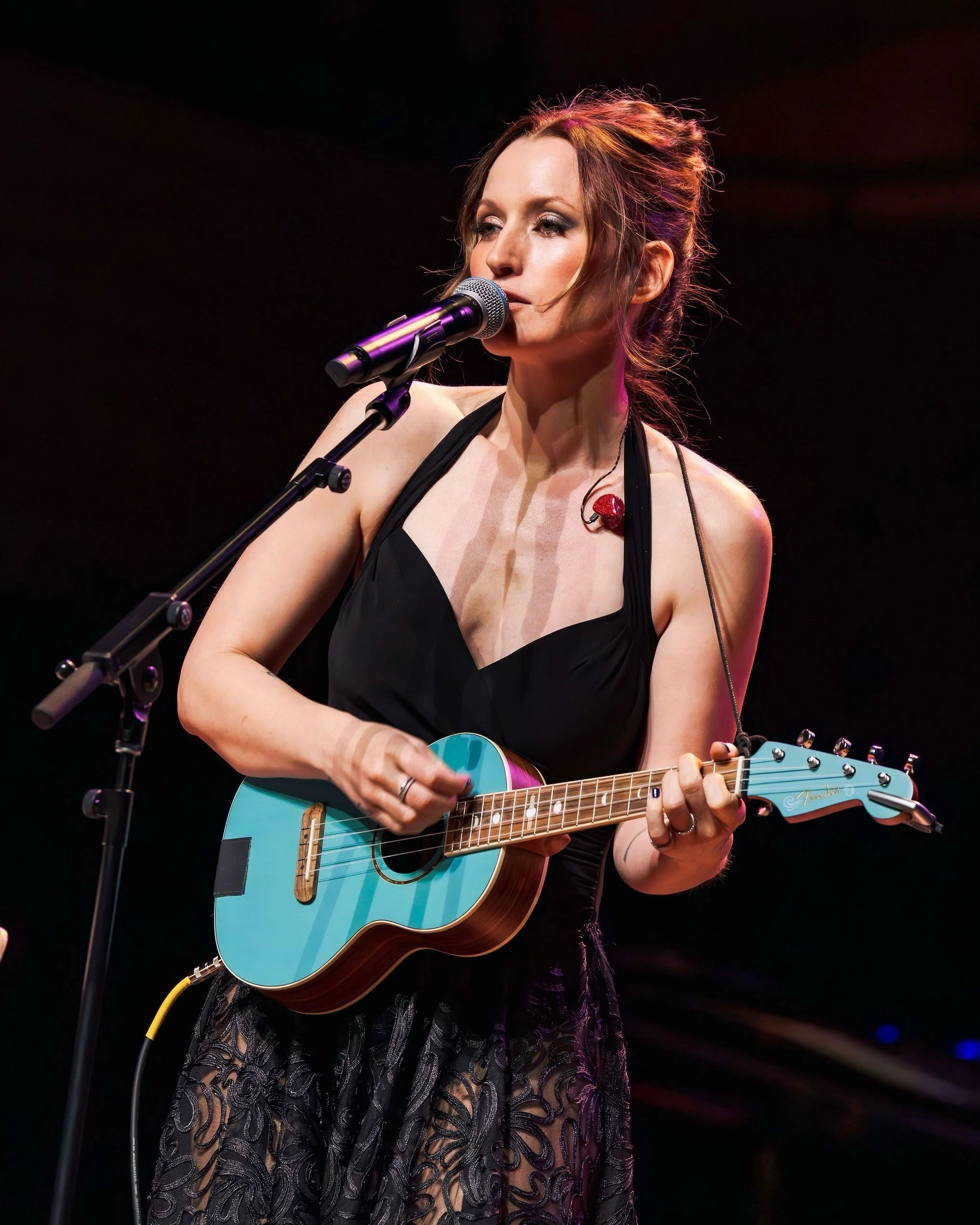 Forgot to post these but I love them so enjoy some photos from Ingrid Michaelson and Friends at @lincolncenter as part of the American Songbook series! 🎶

📸 shot for @ingridmichaelson 
styled by @jakesokoloff