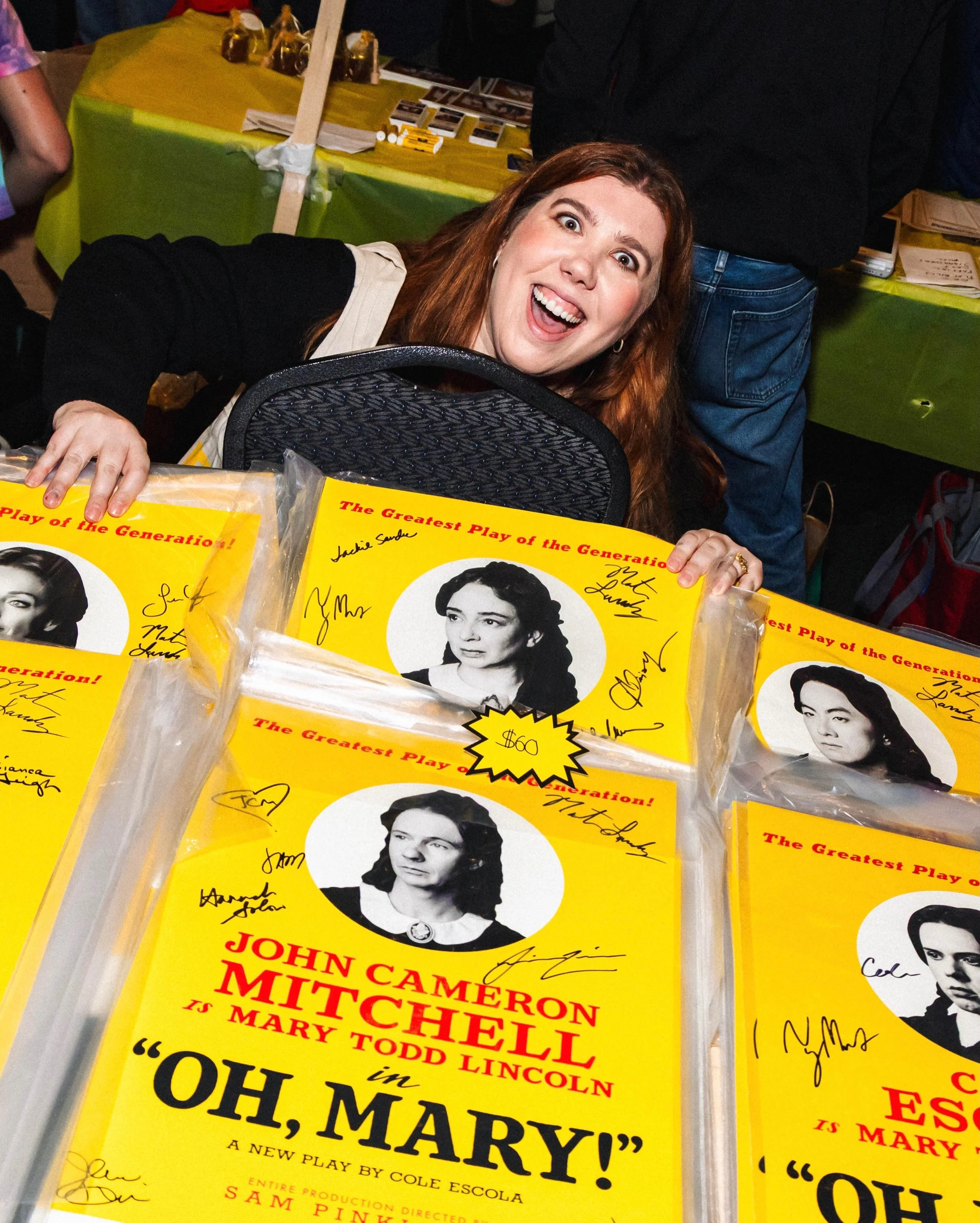 Snapshots from this year&rsquo;s @broadwaycares Broadway Flea Market 📸 a mix of friends, fans and stars 🌟

Despite the rain, we raised $1.49 million for lifesaving meals, medication and healthcare! I love being a part of this community!! 

Tag your