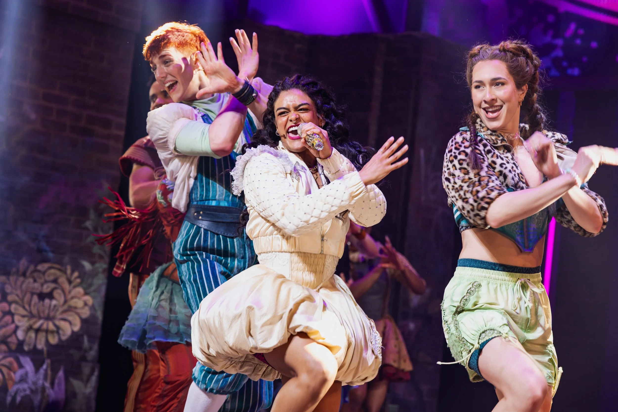 0610_& Juliet Curtain Call Gianna Harris_RebeccaJMichelson-19.jpg