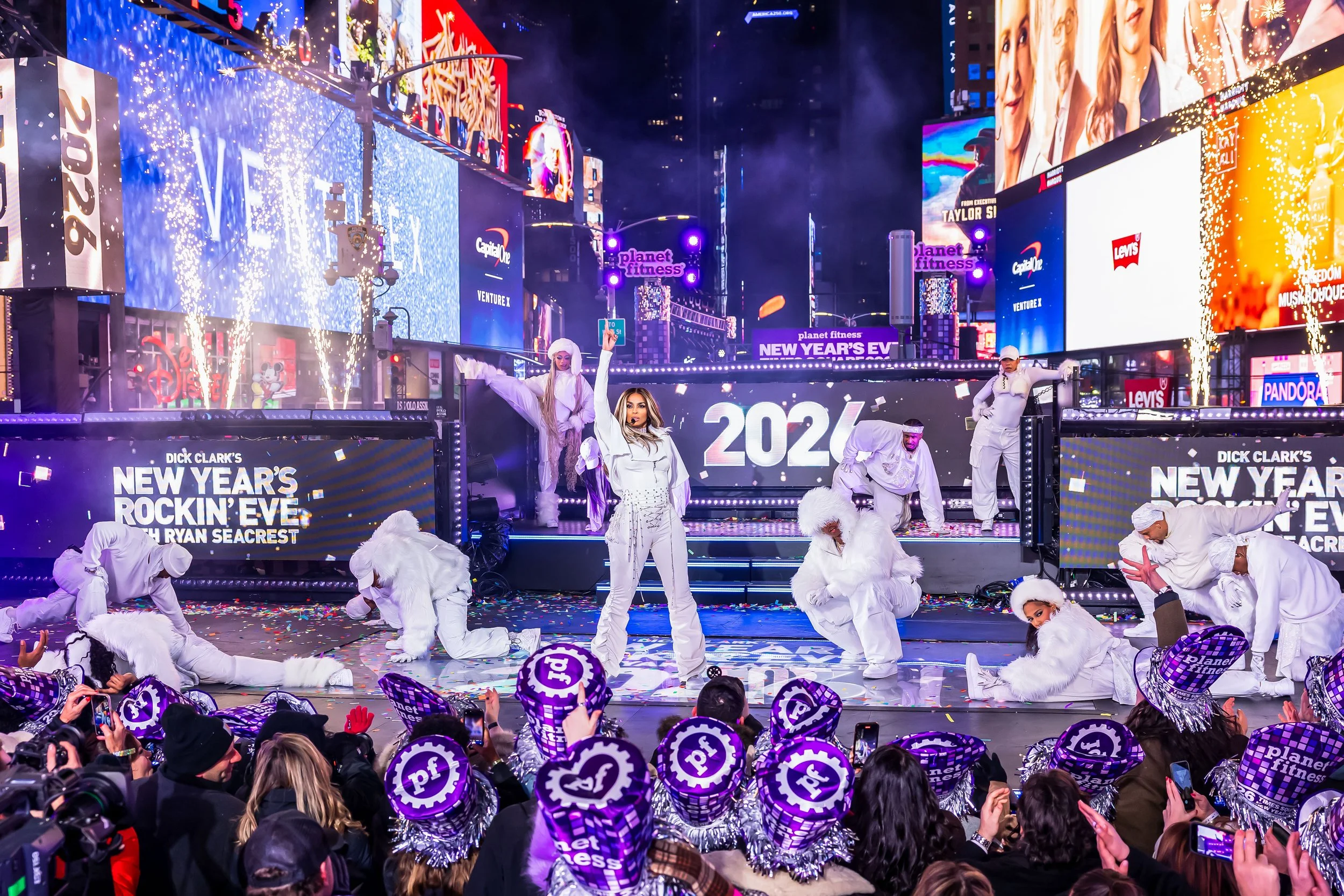 1231_NYE 2025_RebeccaJMichelson-13.JPG