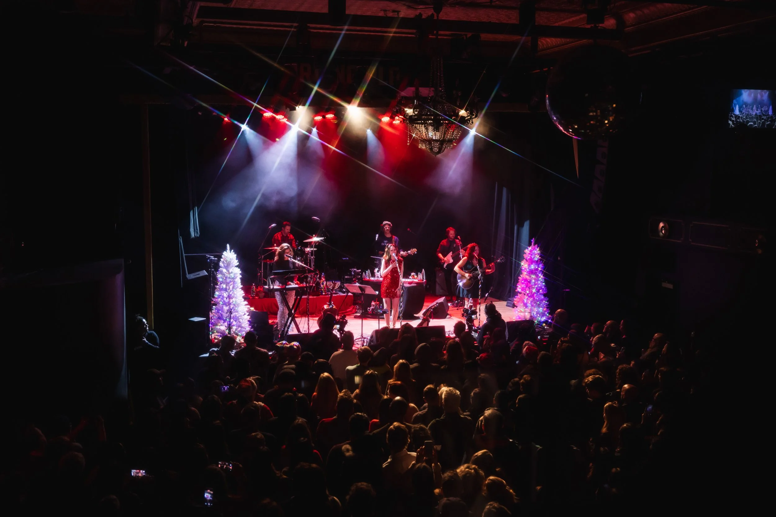 1212_Ingrid Michaelson Holiday Hop 2025_RebeccaJMichelson-22.jpg