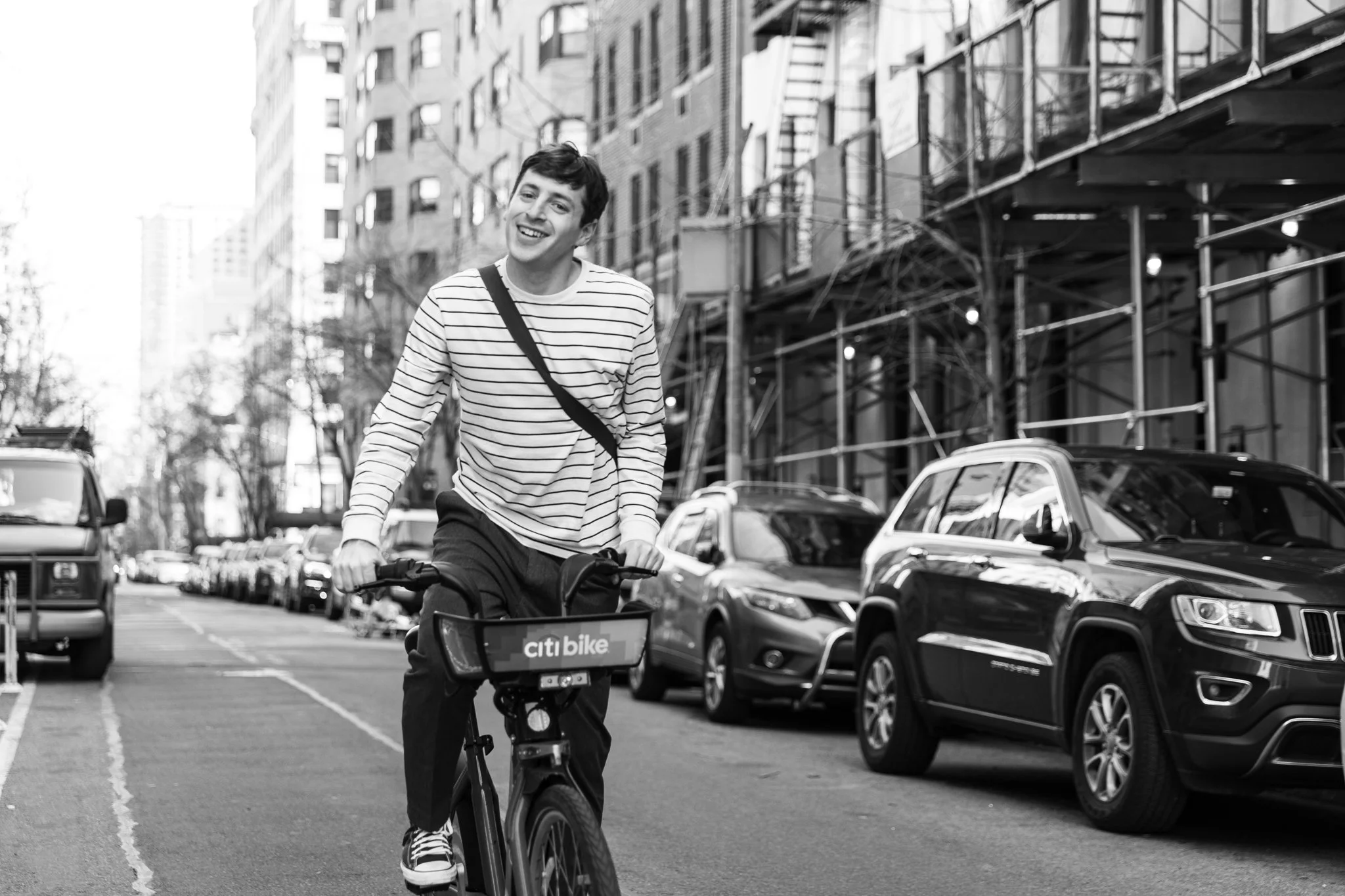 DOD_Theatrely_Alex Edelman_RebeccaJMIchelson-2240.jpg