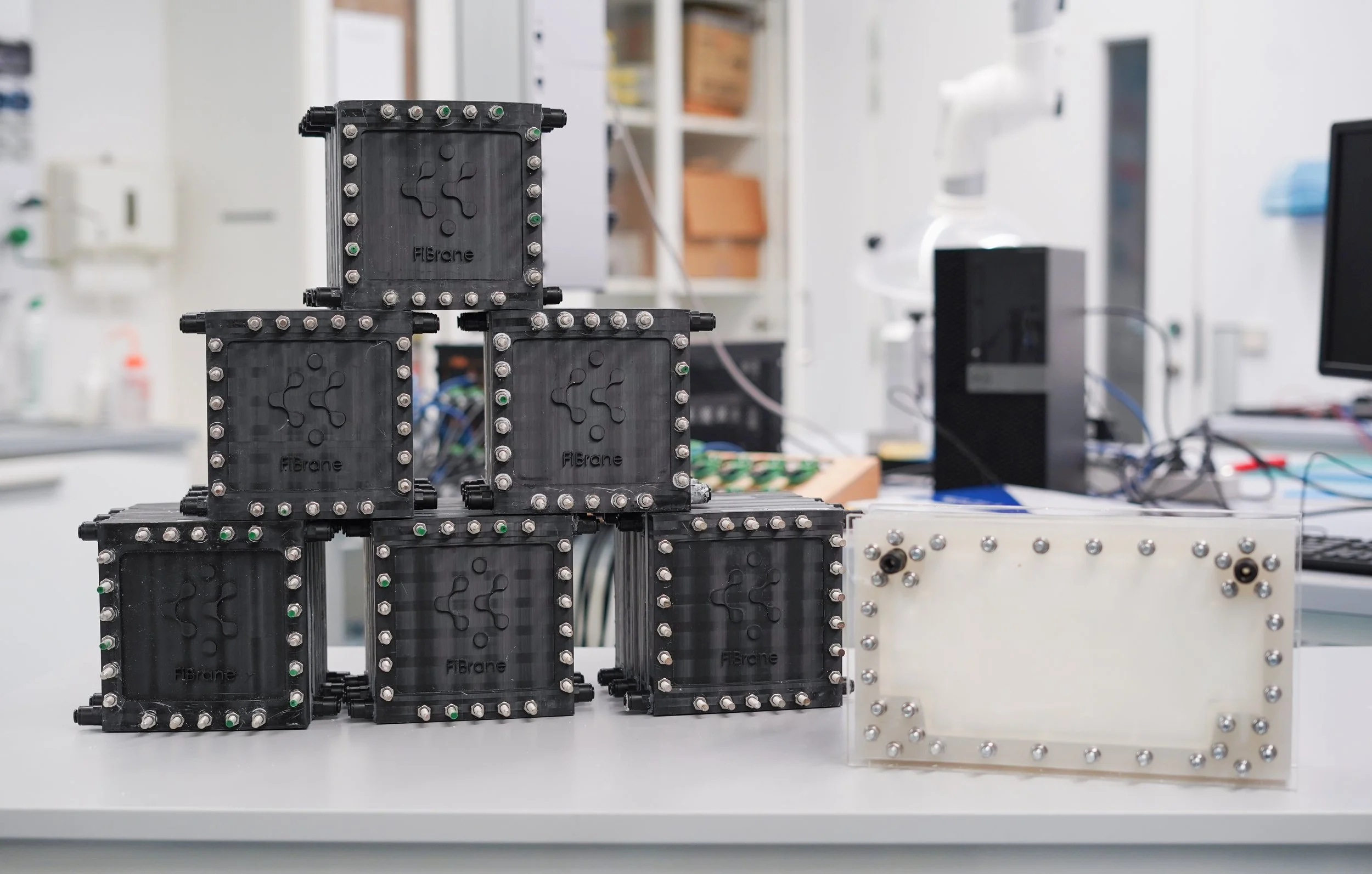 Fibrane membrane stack