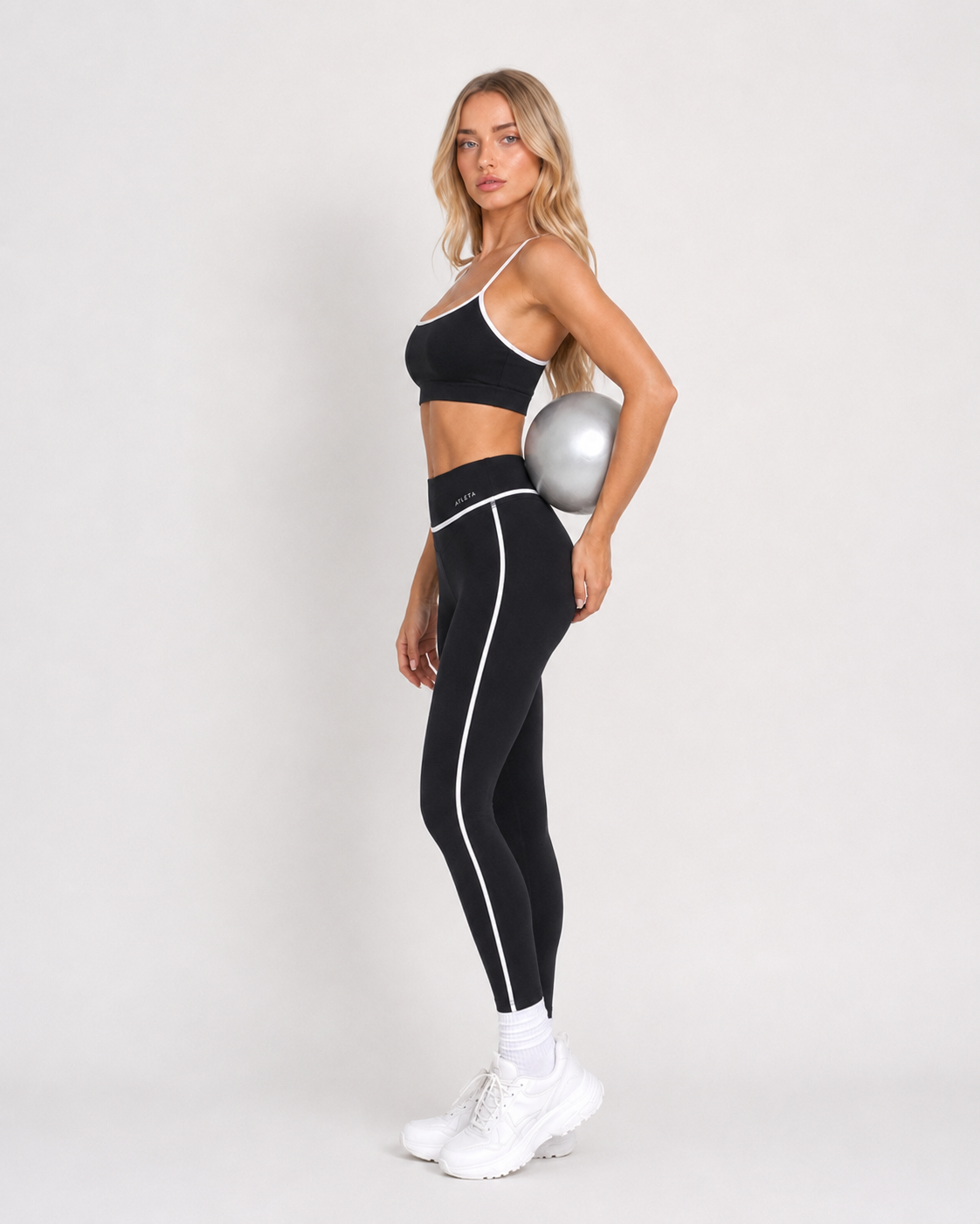 ATLETA ECLIPSE BLACK SIDE