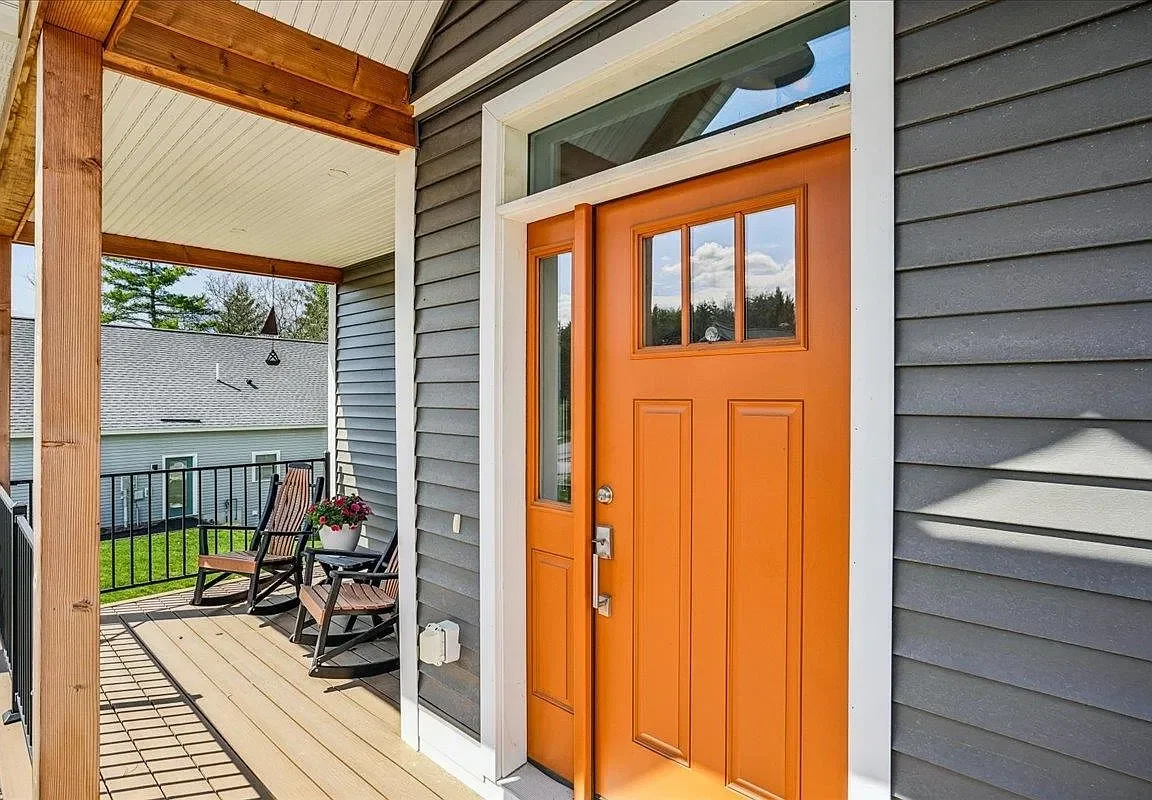 Age_In_Place_front_stoop.webp