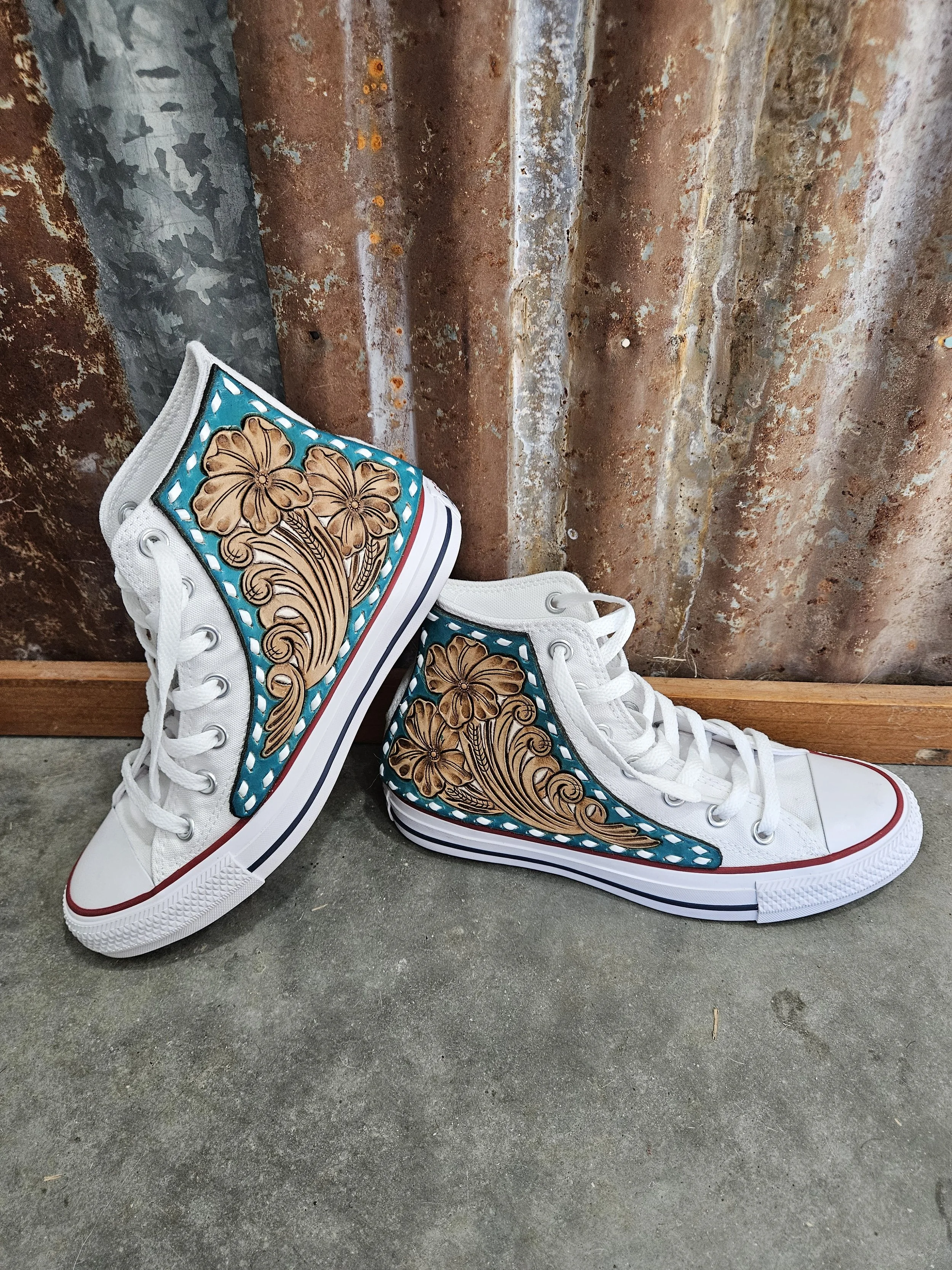 White High Top Converse Women's 7