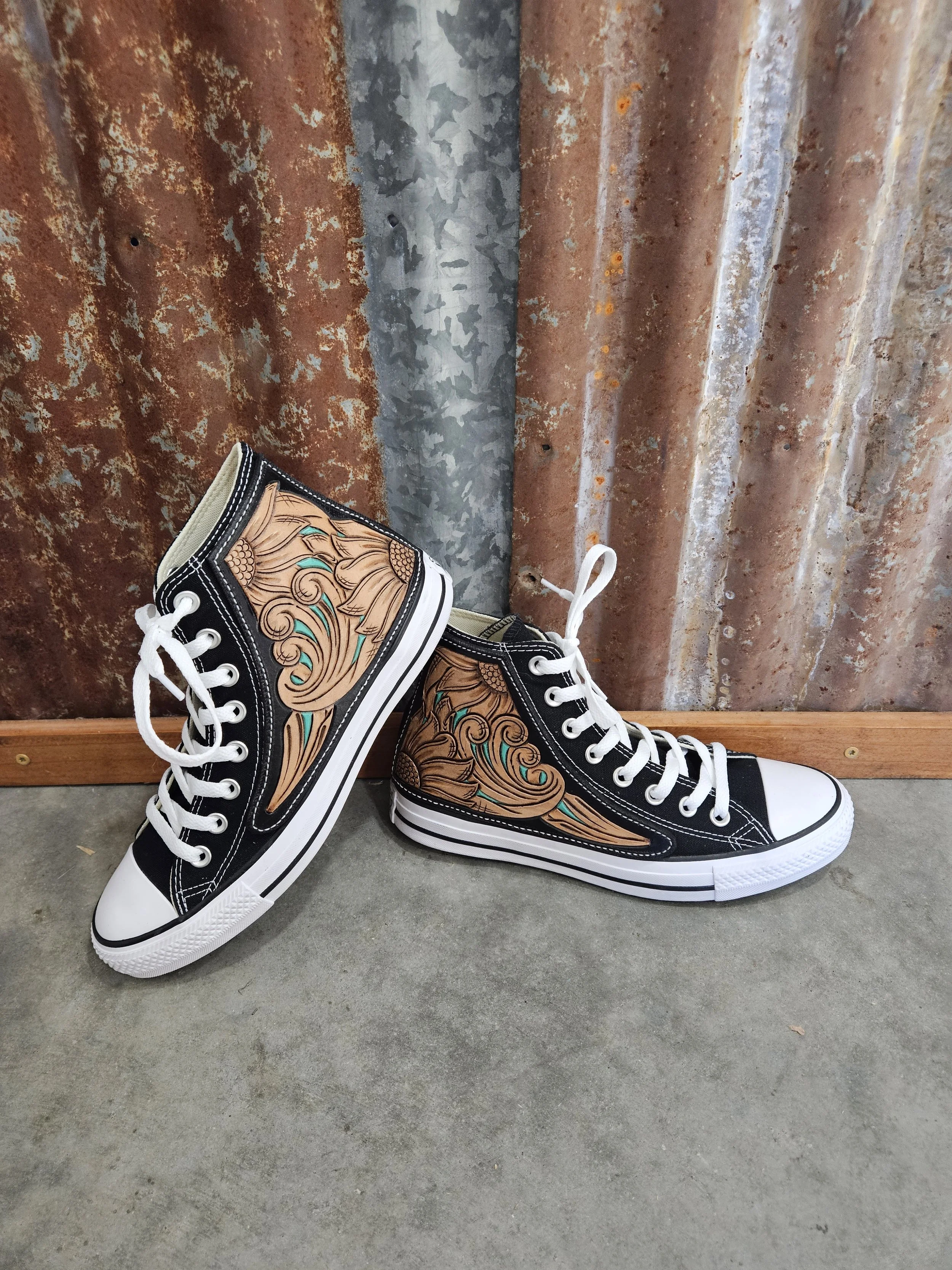 Black High Top Converse Women's 9