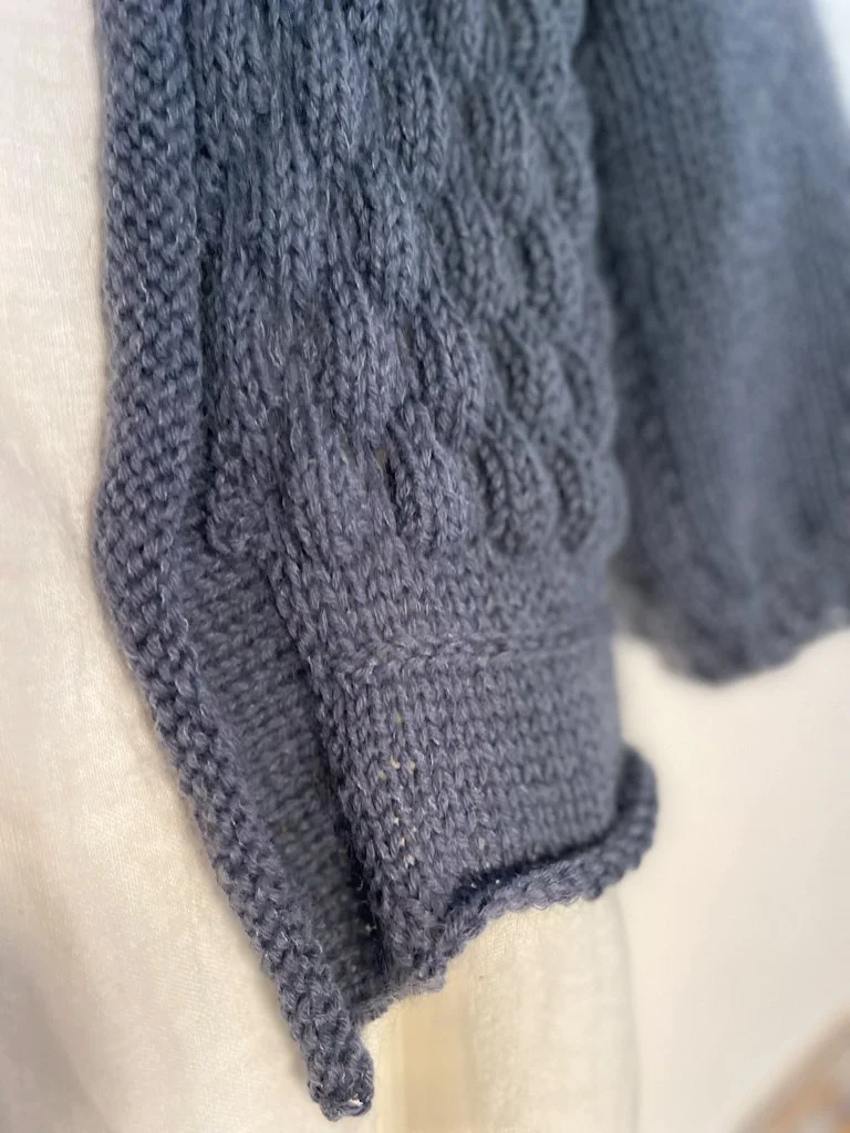 bubble stich handknitted merino wool jeya dai portugal dutch design