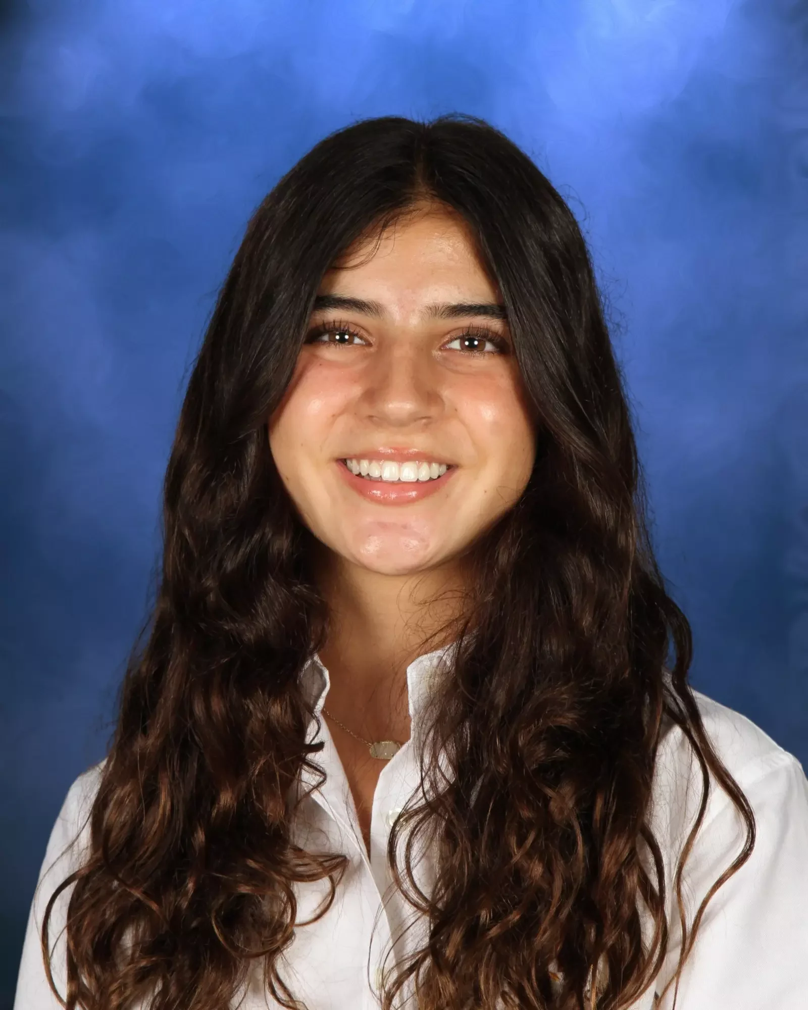 Chloe Fazilat Headshot
