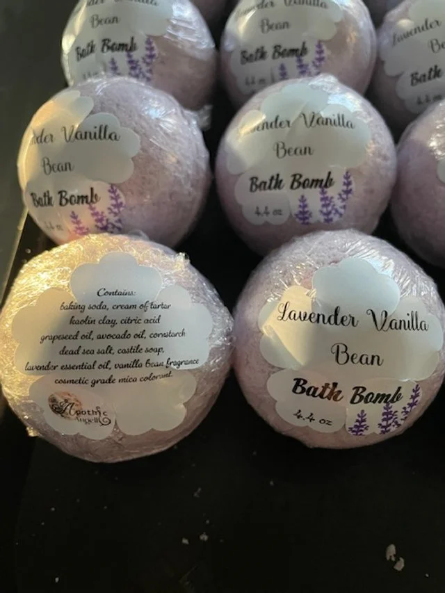 Lavender Vanilla Bath Bombs (Large)