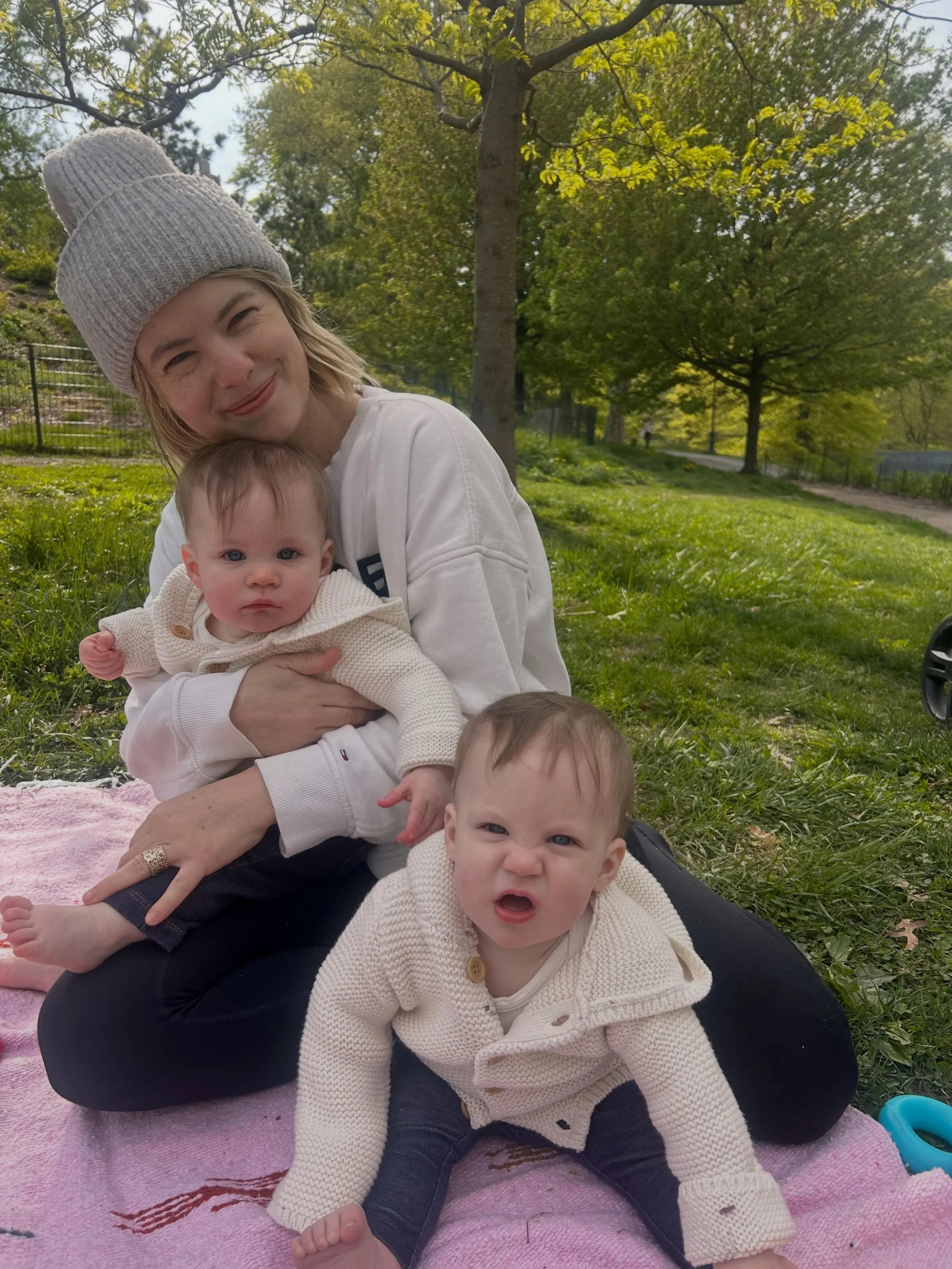 Girlies and spring and white sweaters 🌸