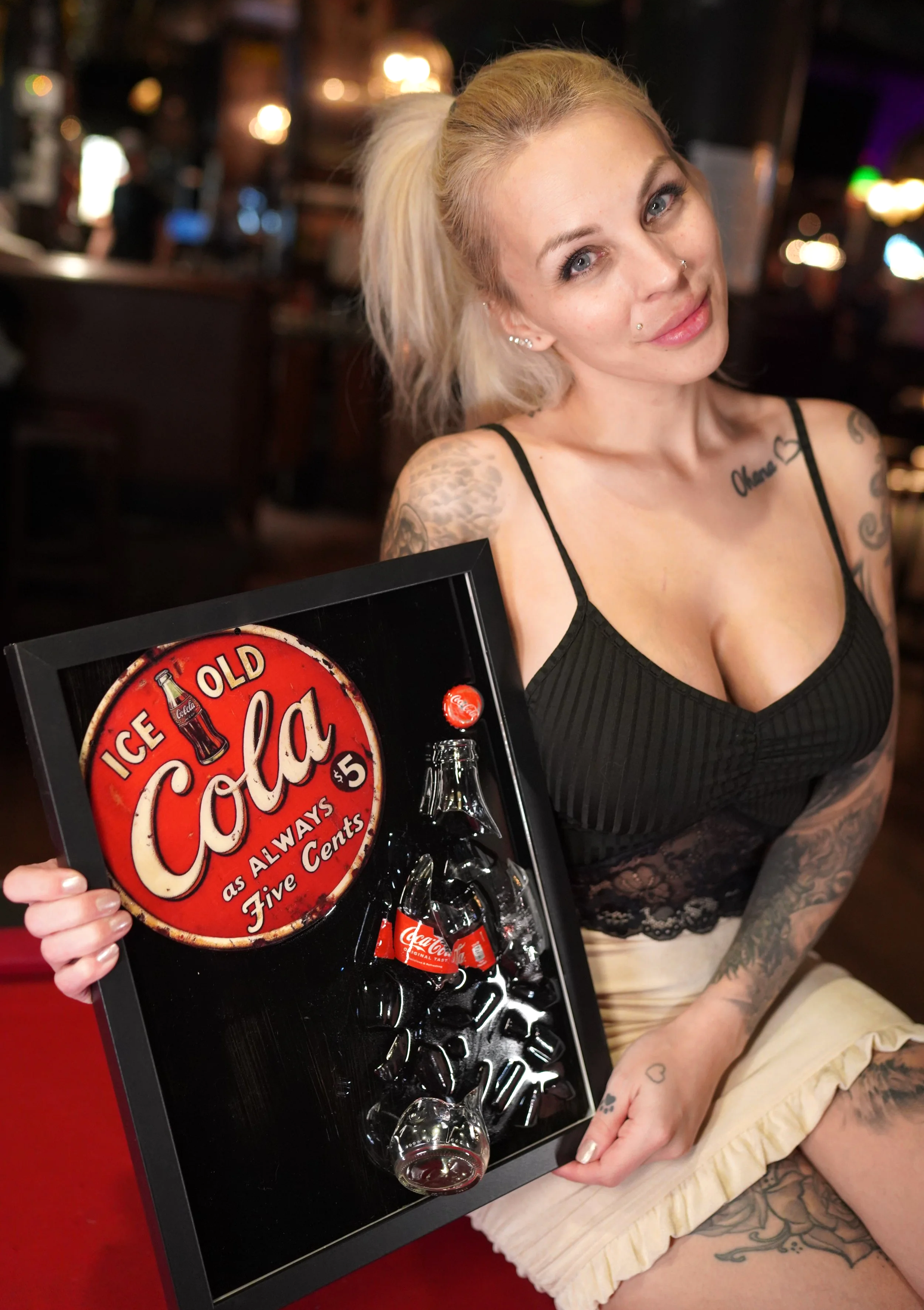 Classic Never Dies 30 x 40 cm