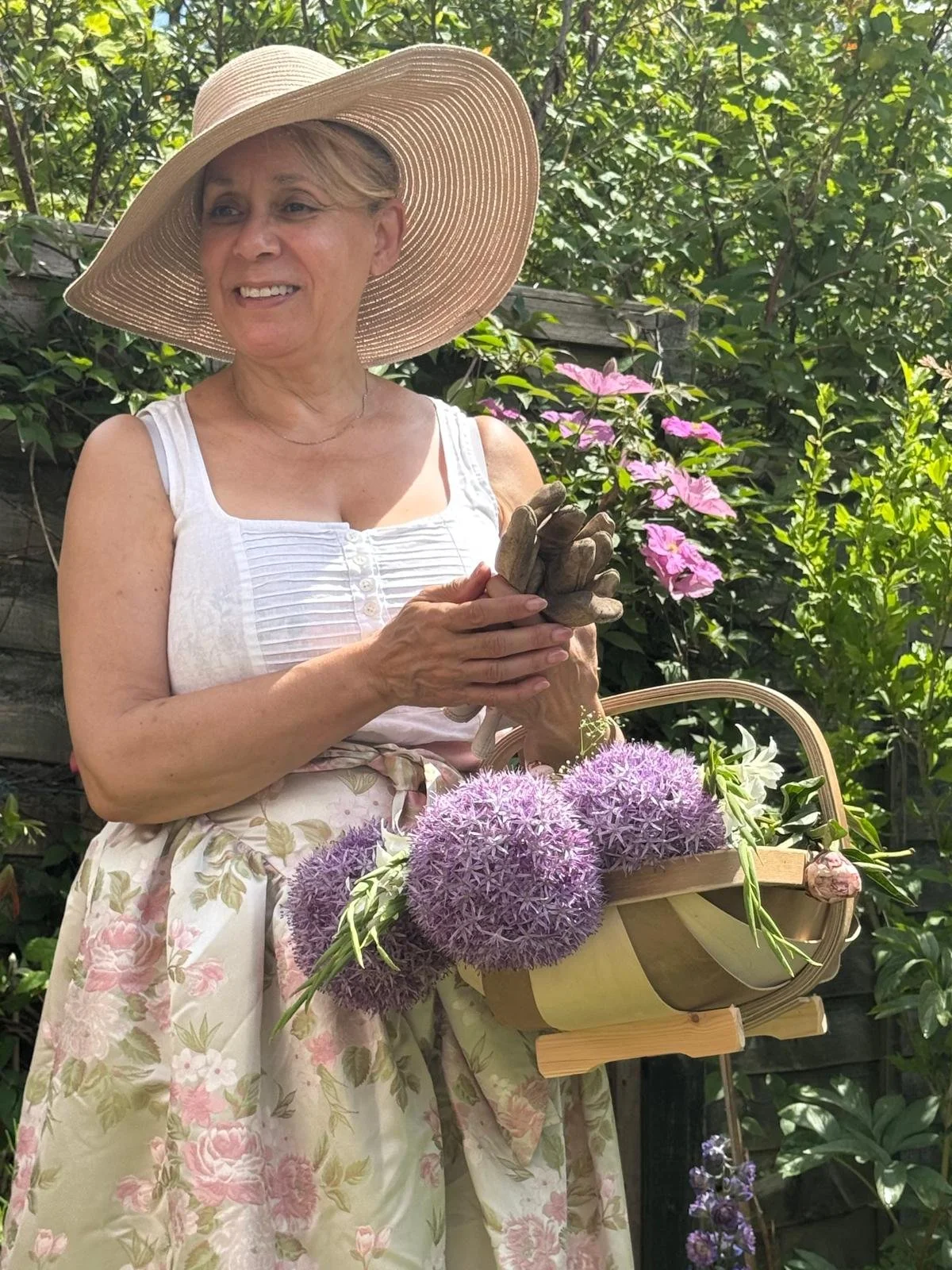2) My World of Art &amp; Gardening
