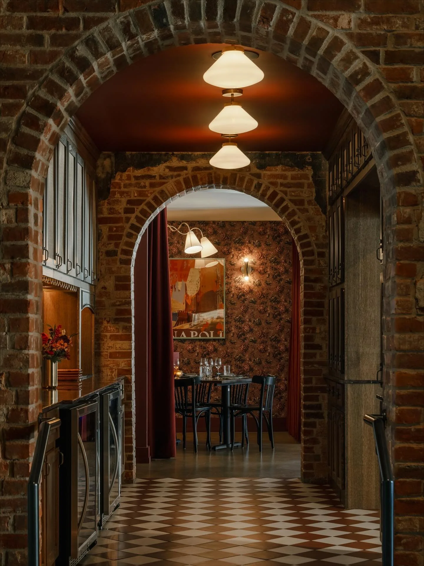 Covington&rsquo;s chic and cozy Italian eatery Carmelo&rsquo;s celebrated its one year anniversary this week! This restaurant has stolen the hearts and filled the bellies of Greater Cincinnati foodies since opening its doors a year ago. The dishes ar