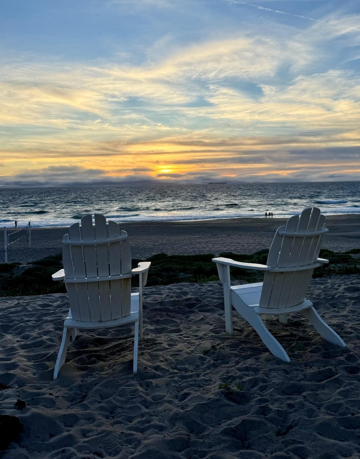 What Is Walk and Talk Therapy? A Complete Guide for Californians Who’d Rather Be Outside