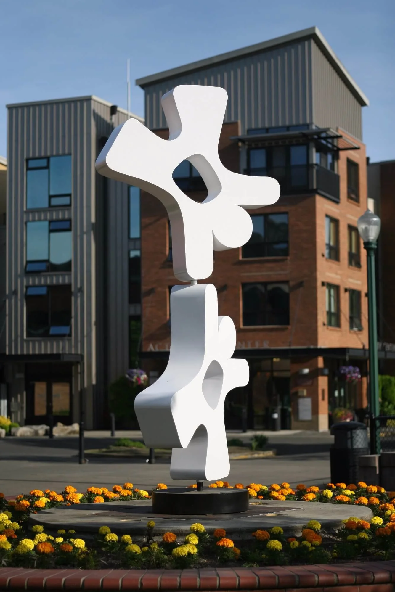 Ta Da
📍Main city park, city of Puyallup WA. 
2019