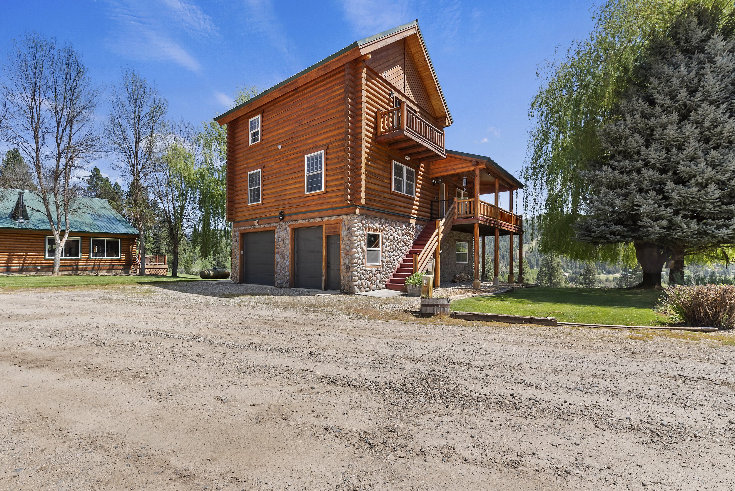 55-15 Village Ln - Taryn Johnson_055.jpg