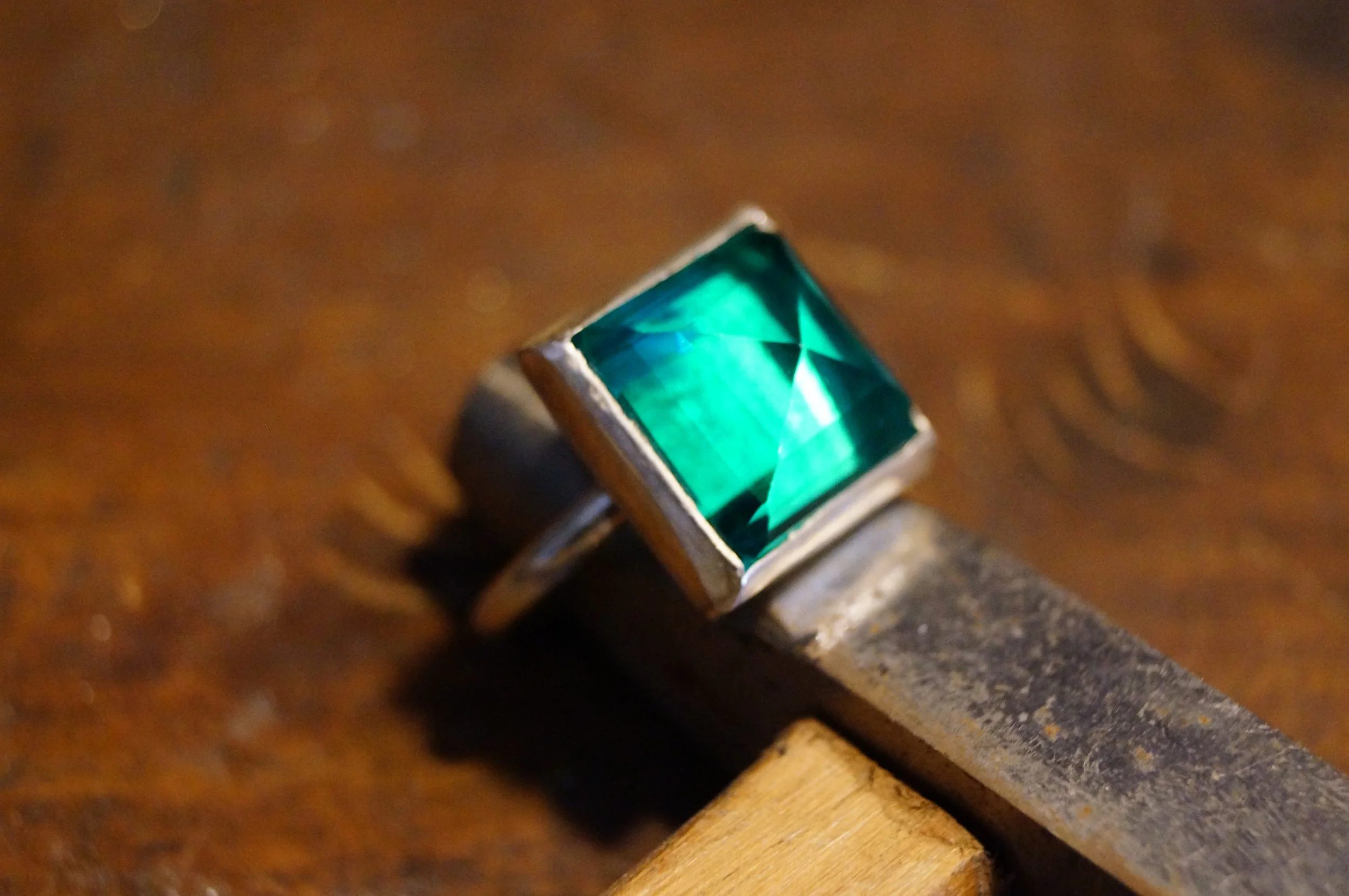 blue glass ring1.JPG