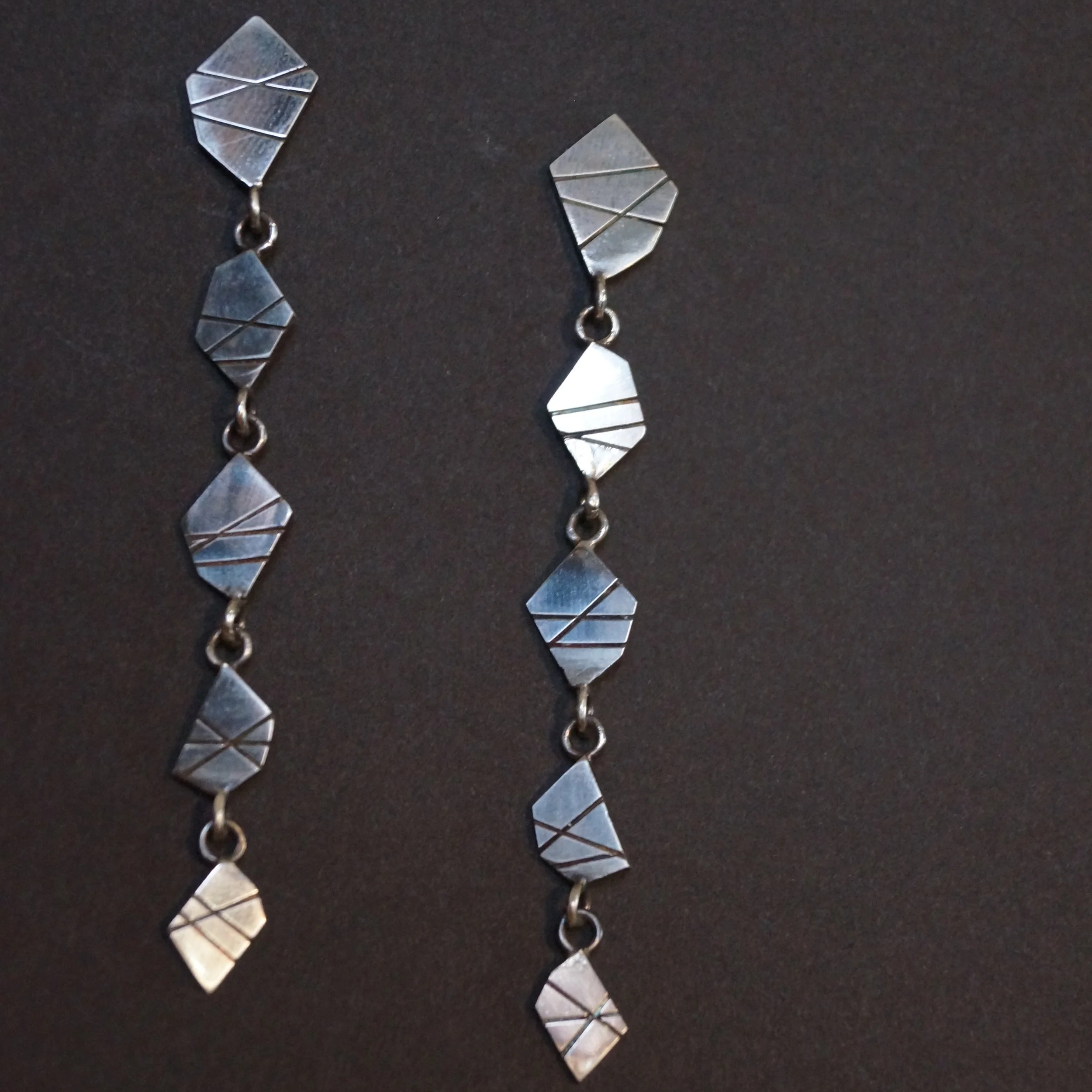 slash+earrings3.png