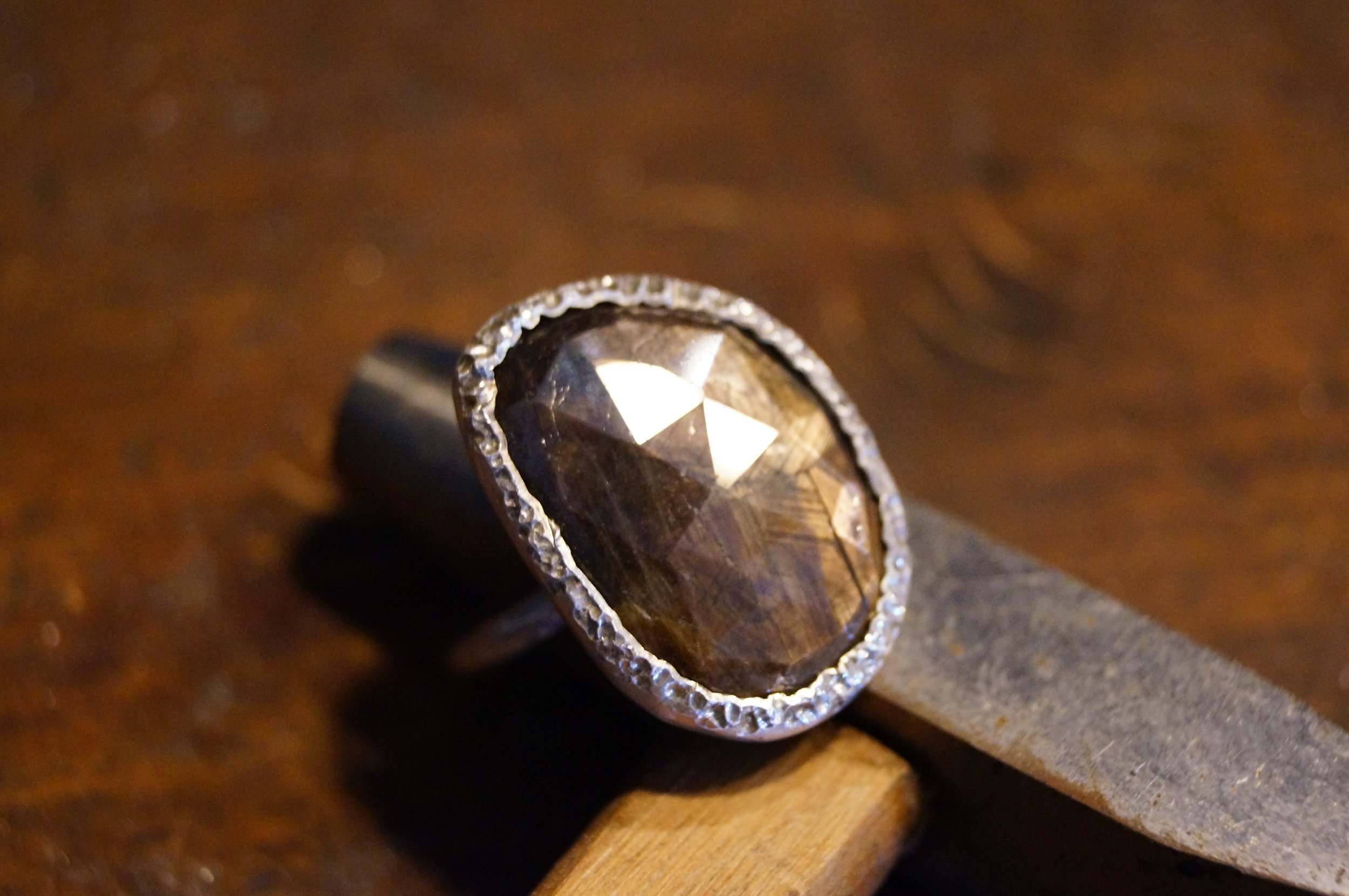 brown saphire ring4.JPG