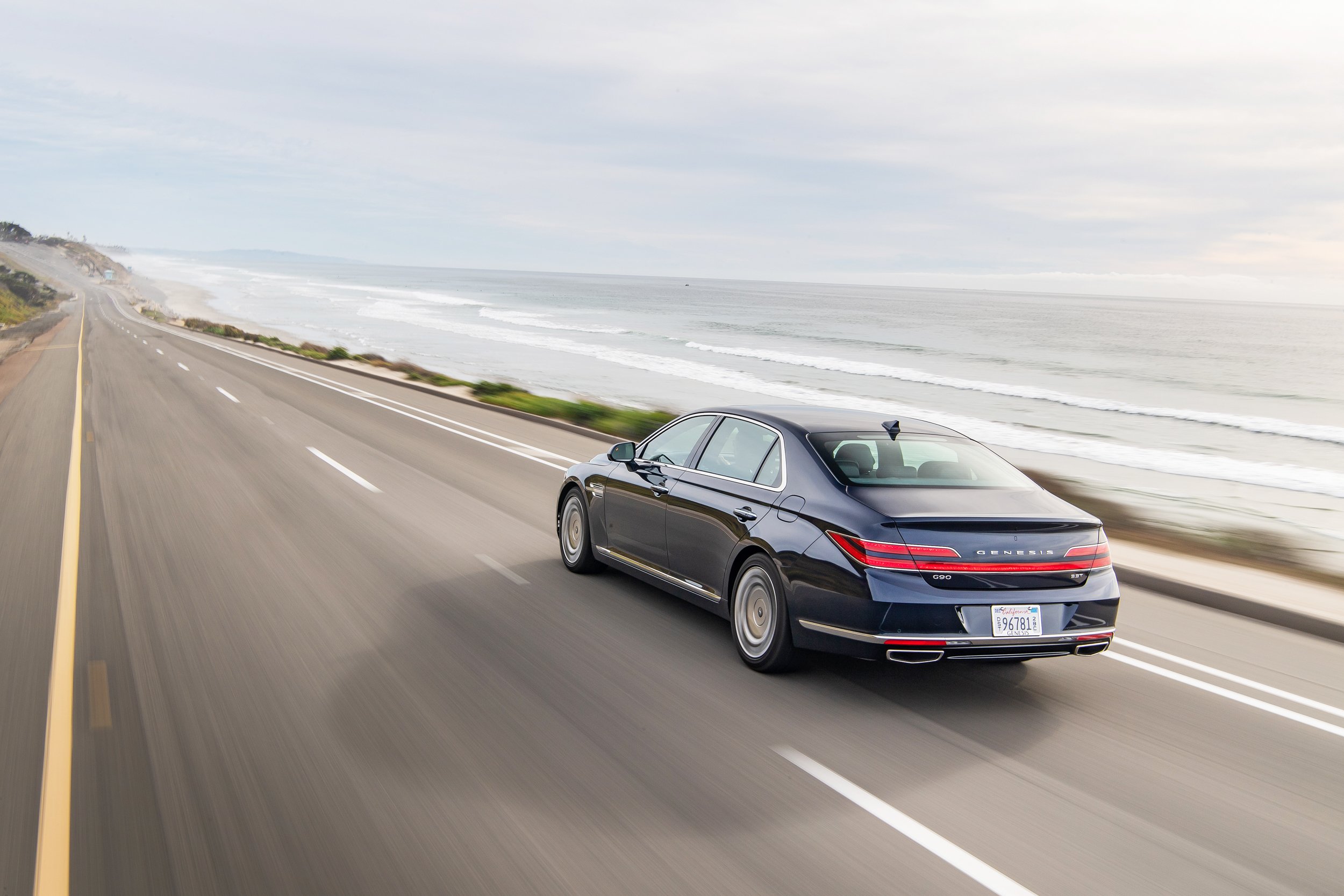 2020-Genesis-G90-8807.jpg