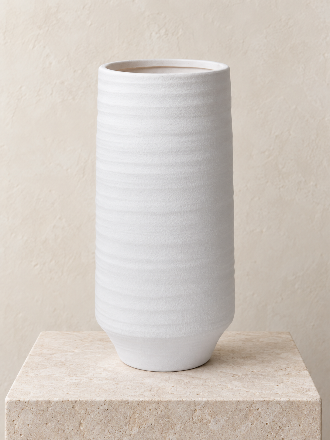 Andrade vase M Ricardojposada.png