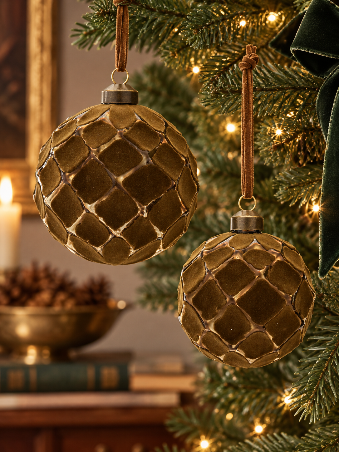 Luxury Olive-Gold Christmas Ornaments.png