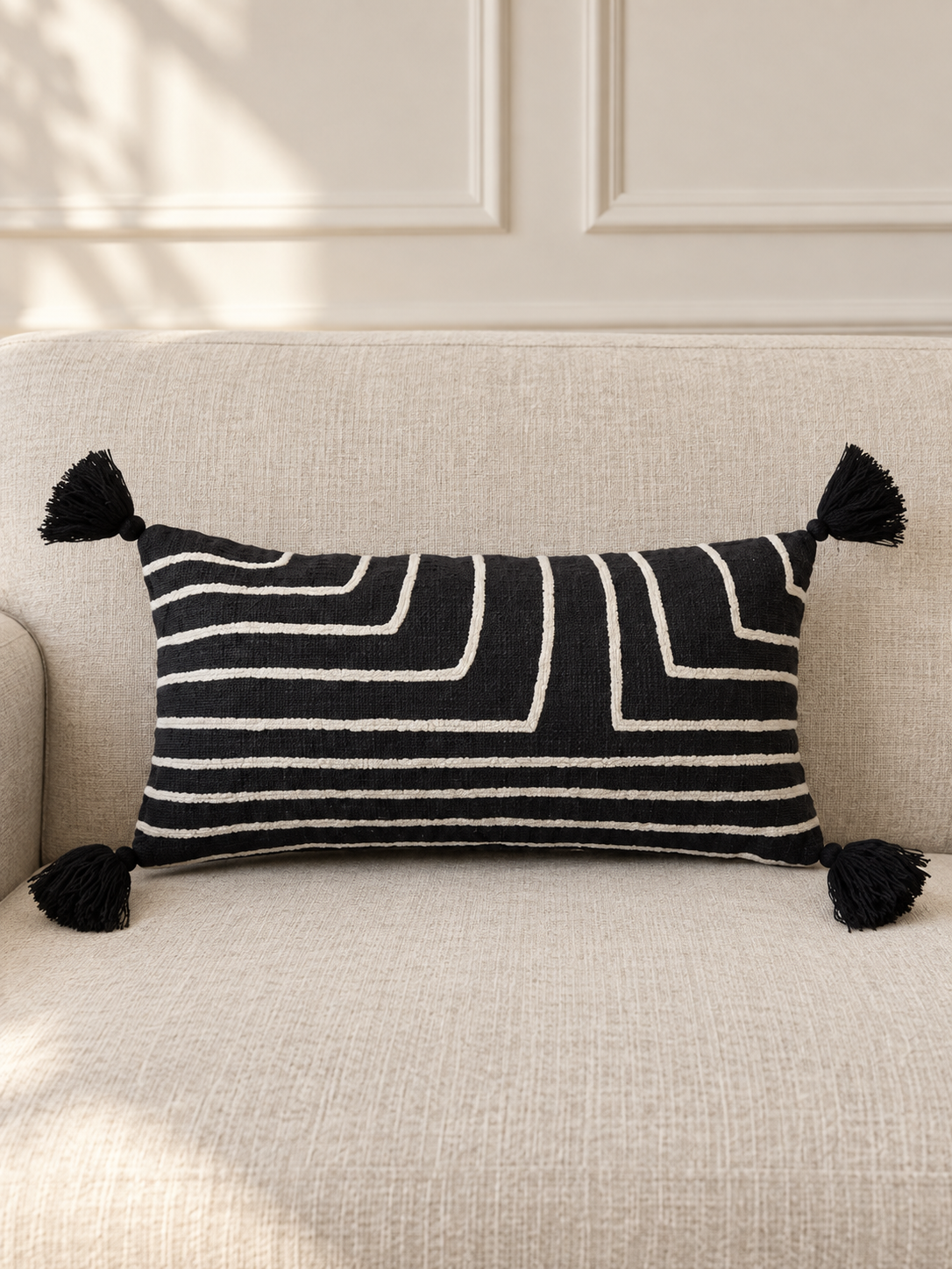 Falun Pillow black.png