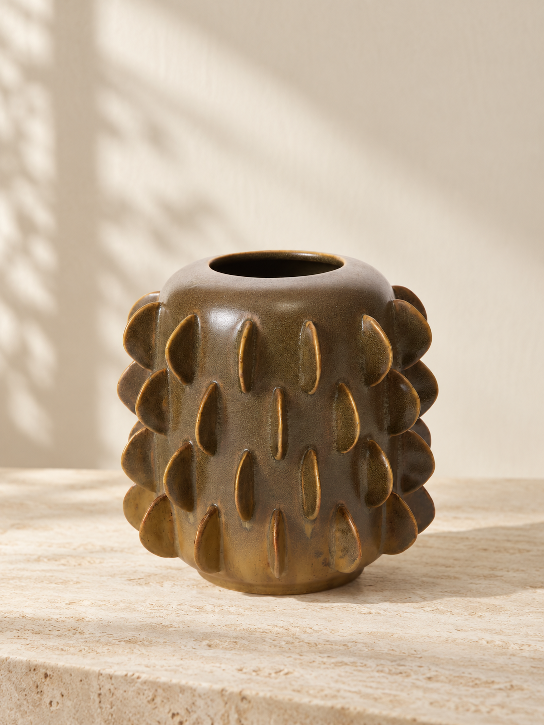 small millay vase.png