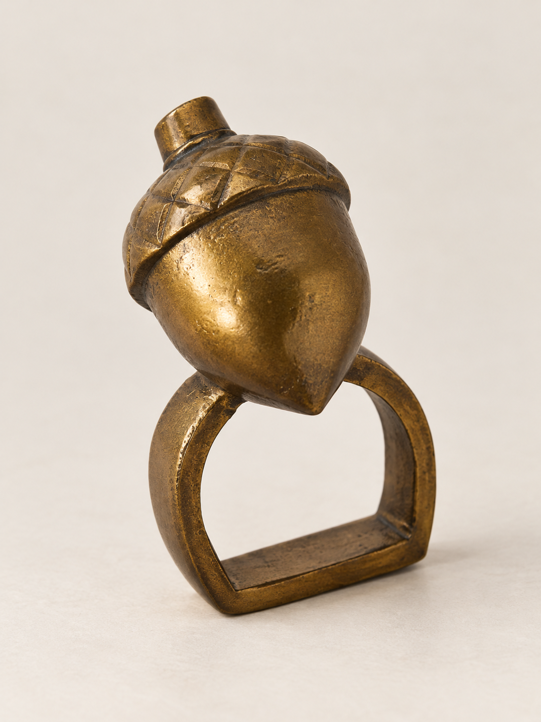 Antique Gold English Oak Napkin Ring-1.png