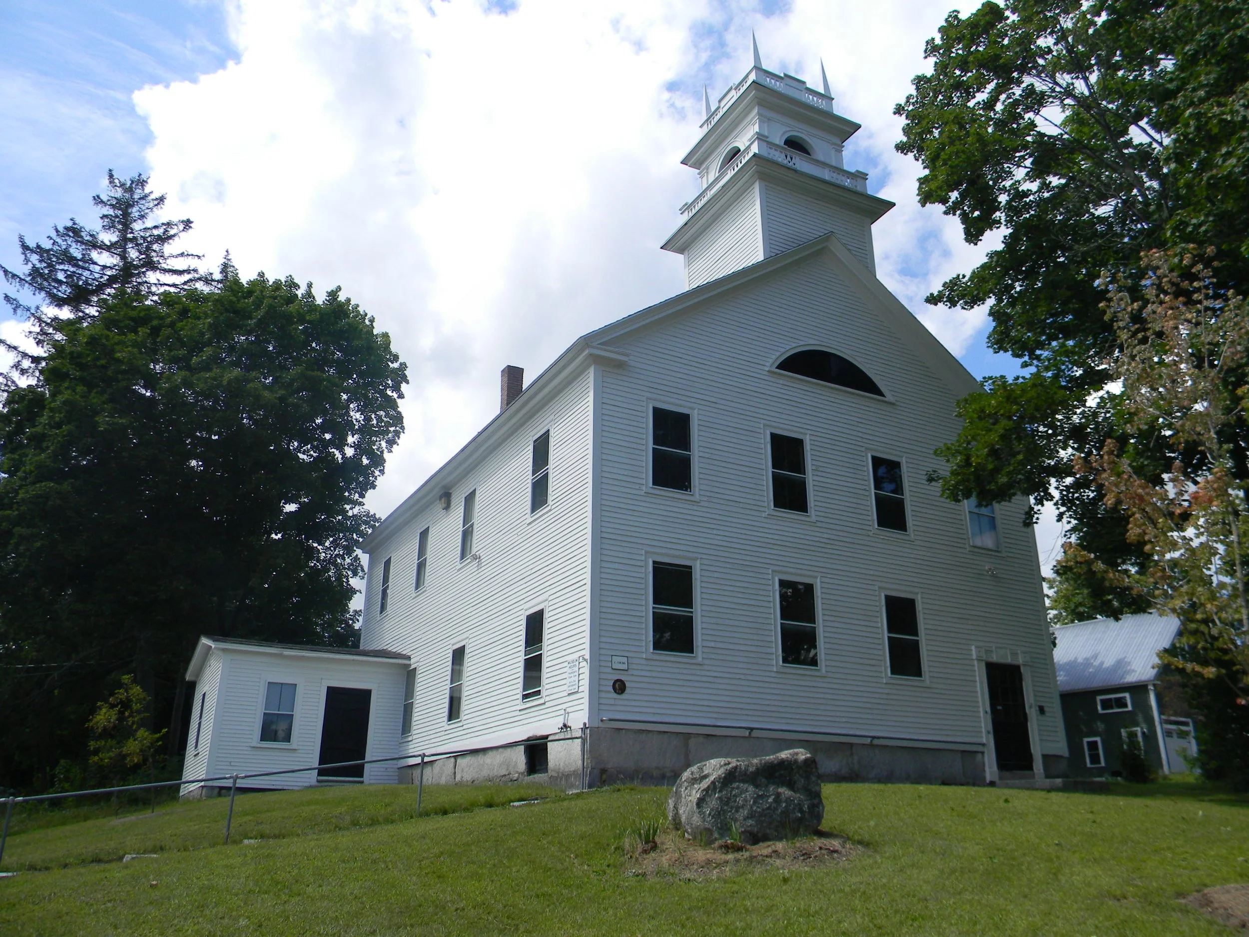 HENNIKER HISTORICAL SOCIETY - HISTORIC BUILDING ASSESSMENT