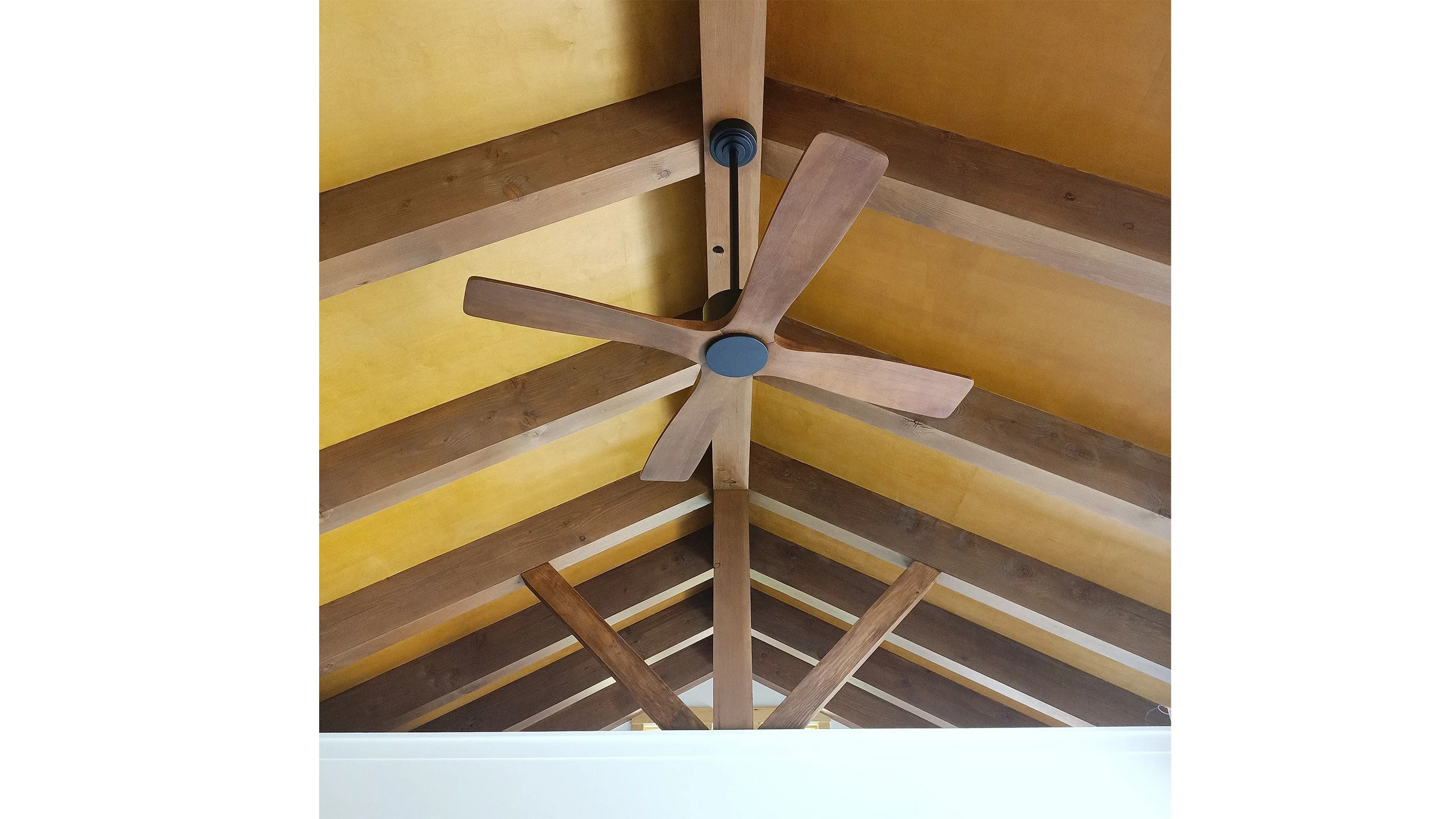 CUSTOM HOME 14.jpg