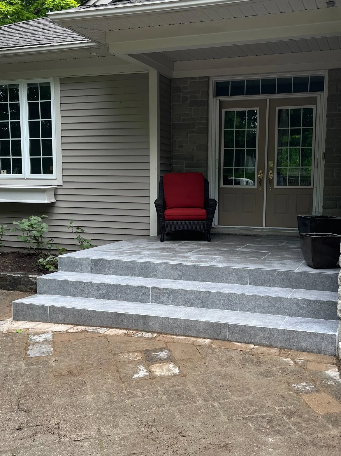 Newly installed porcelain stone cover over to enhance the property!