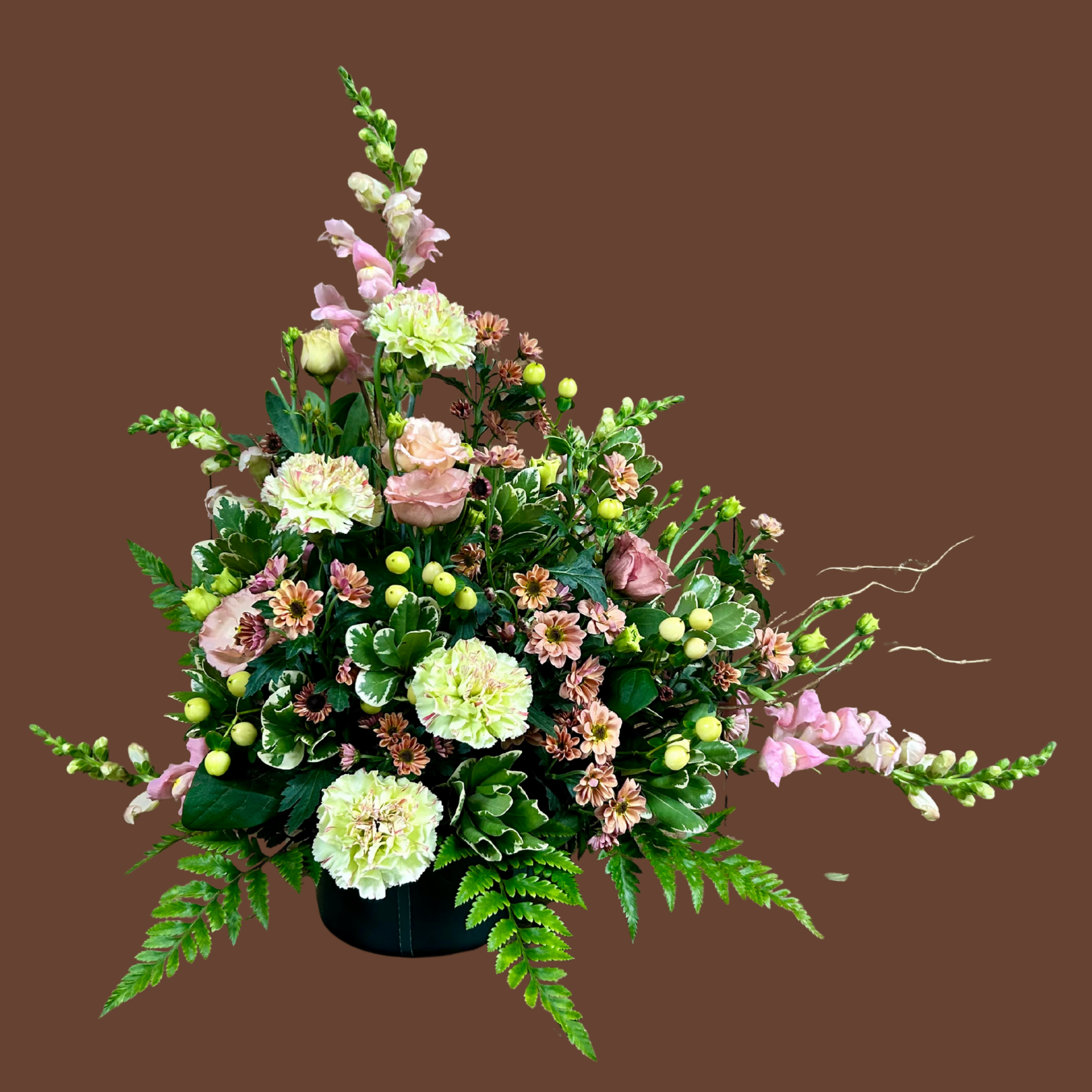 asymmetrical flower arrangement