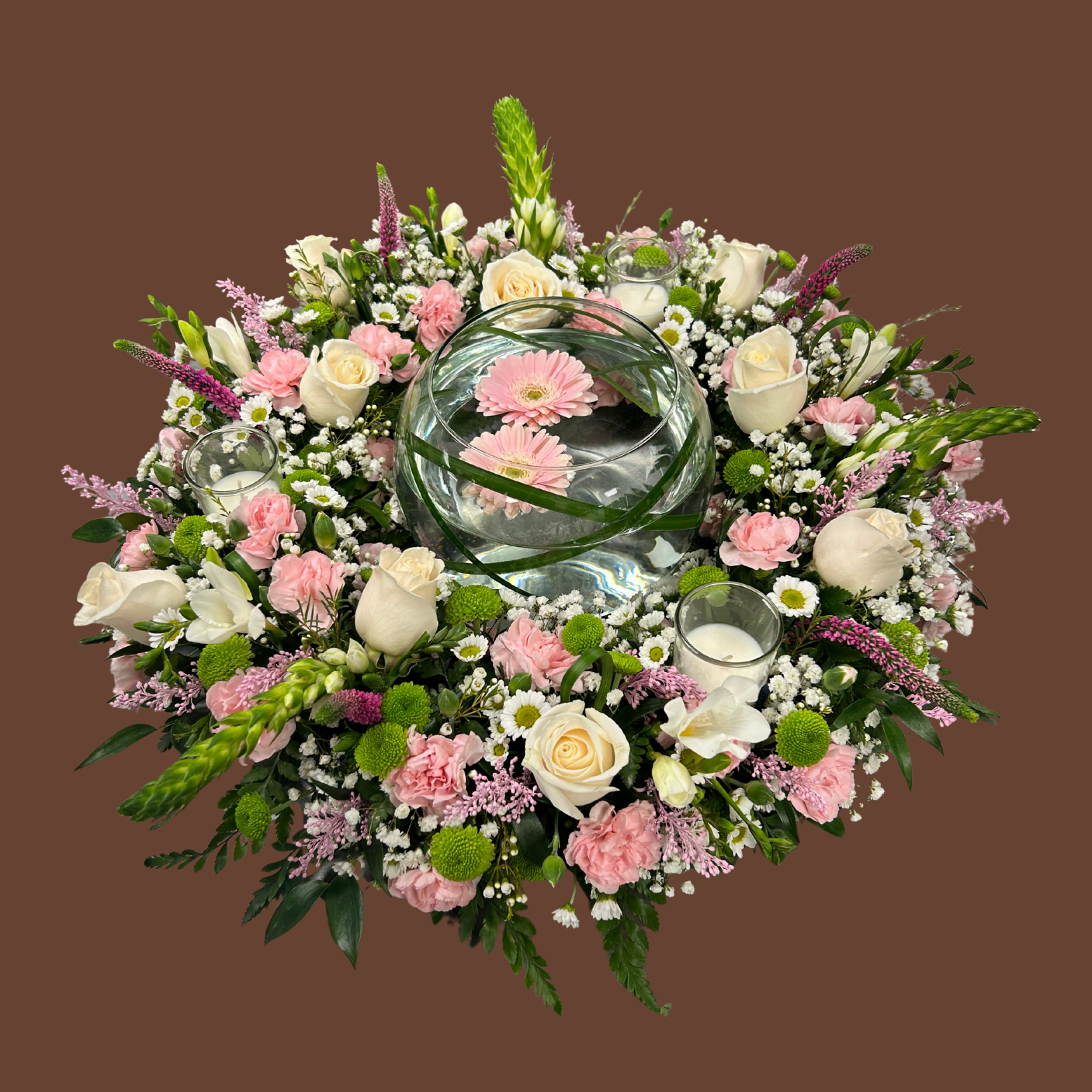 Wreath Centrepiece with bubble glass vase