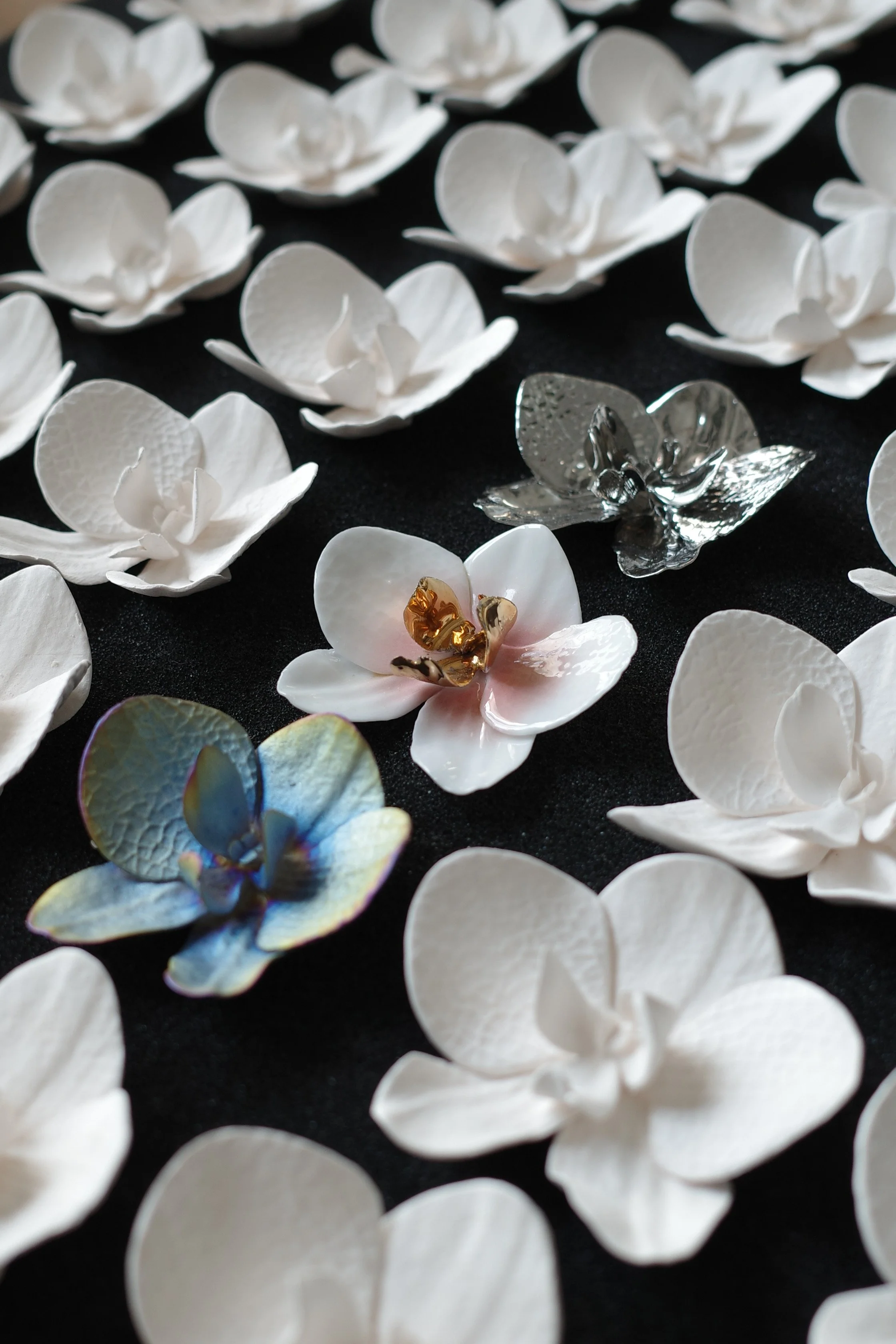 Porcelain Orchid Brooch | 白瓷手作兰花胸针