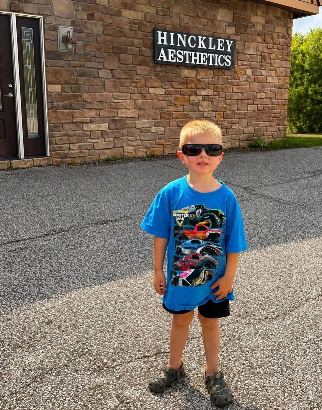 🚨 BACK TO SCHOOL FLASH SALE 🚨

The kids are headed back to school... now it&rsquo;s your turn to do something for you. ✨

📚 This week only: $50 OFF any service at Hinckley Aesthetics!

Whether you&rsquo;ve been thinking about wrinkle relaxers, fil