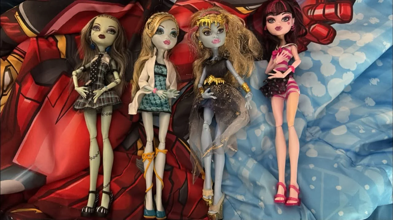 I found my original Monster High dolls. Somehow I thought I had more than four. Now I just have to figure out how to &ldquo;restore&rdquo; them.