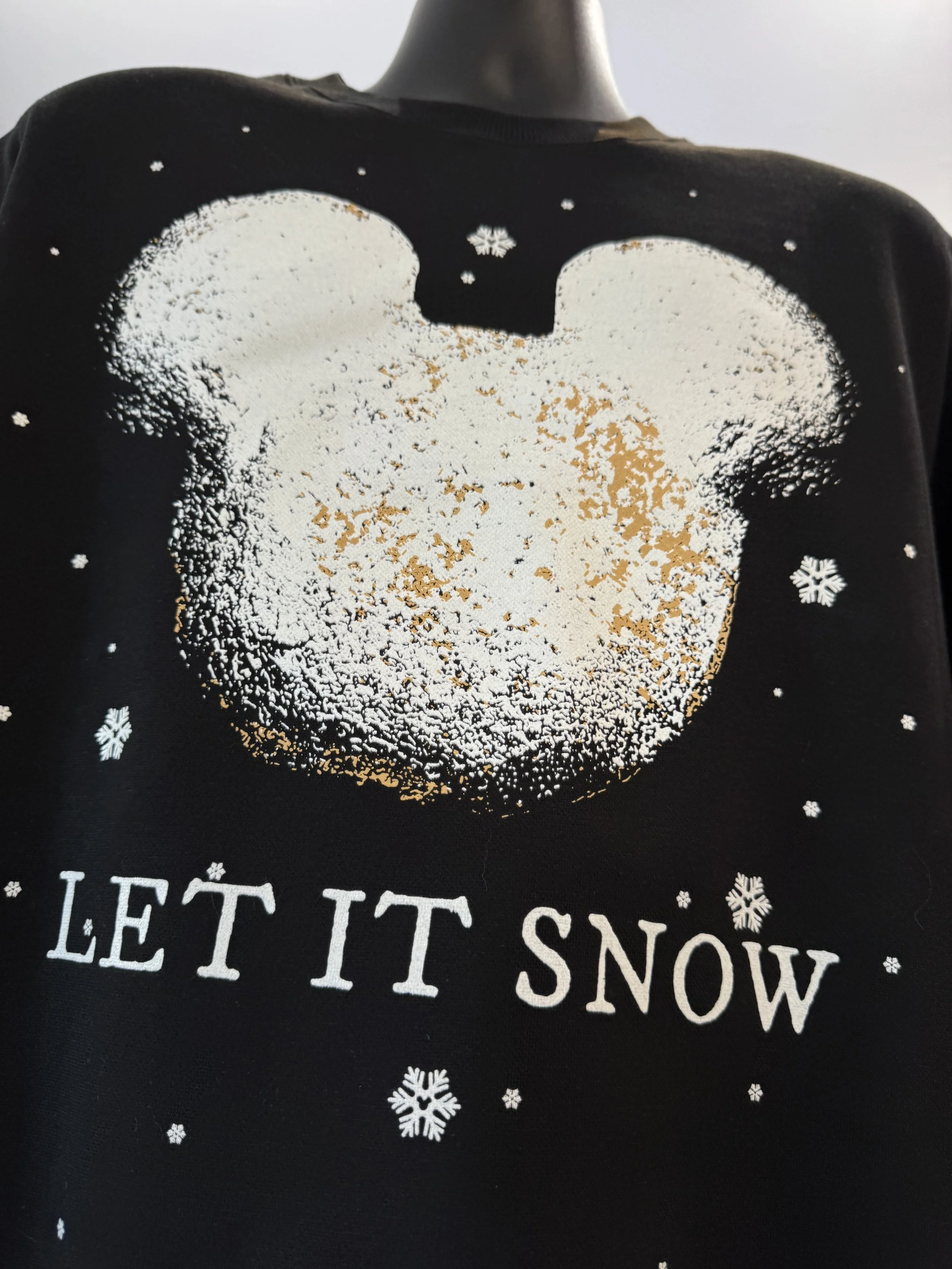 Beignet sweatshirt theme park park hop tees 2.jpg