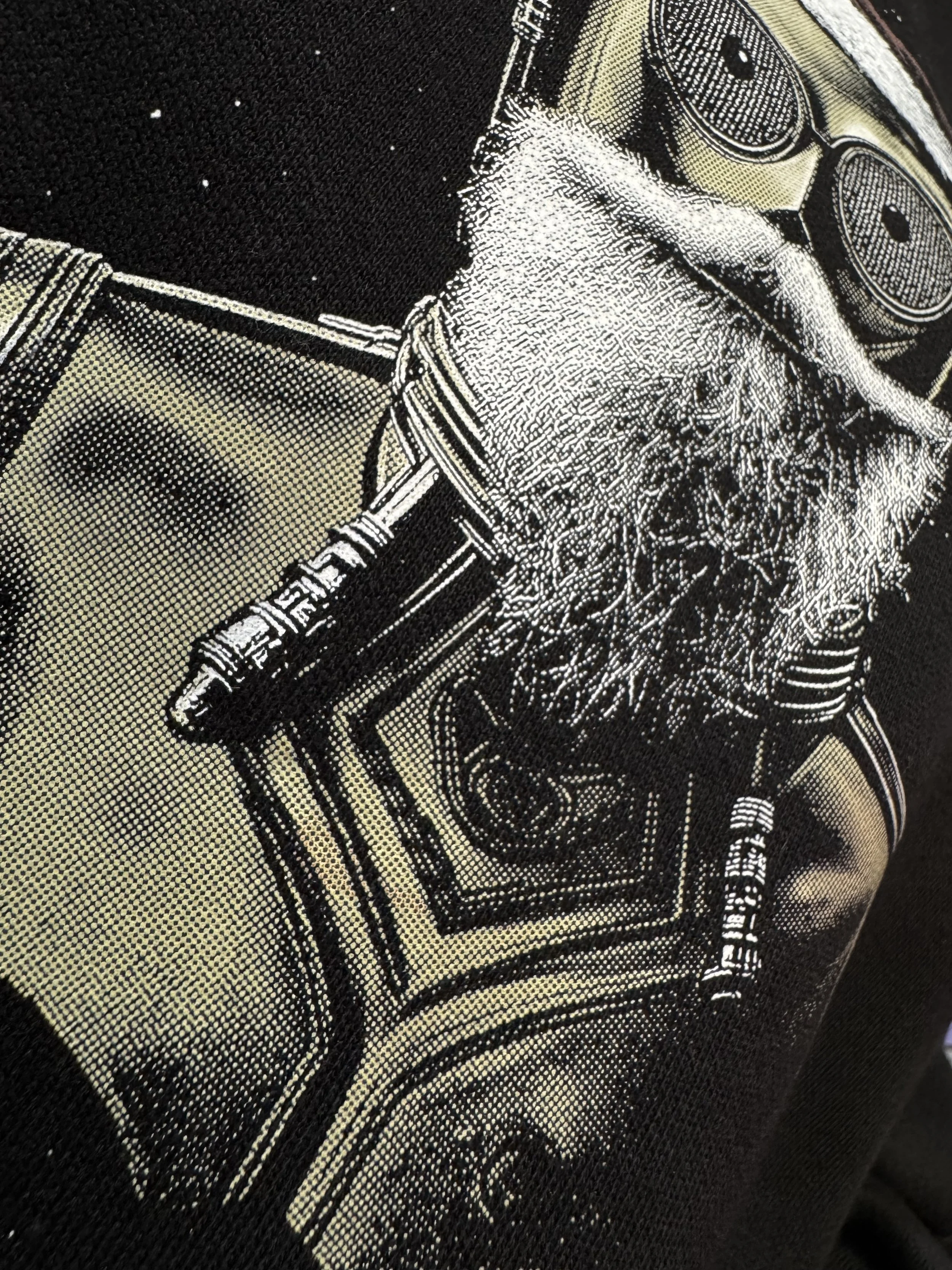 C 3 P O Santa Park hop tees driod 5.jpg