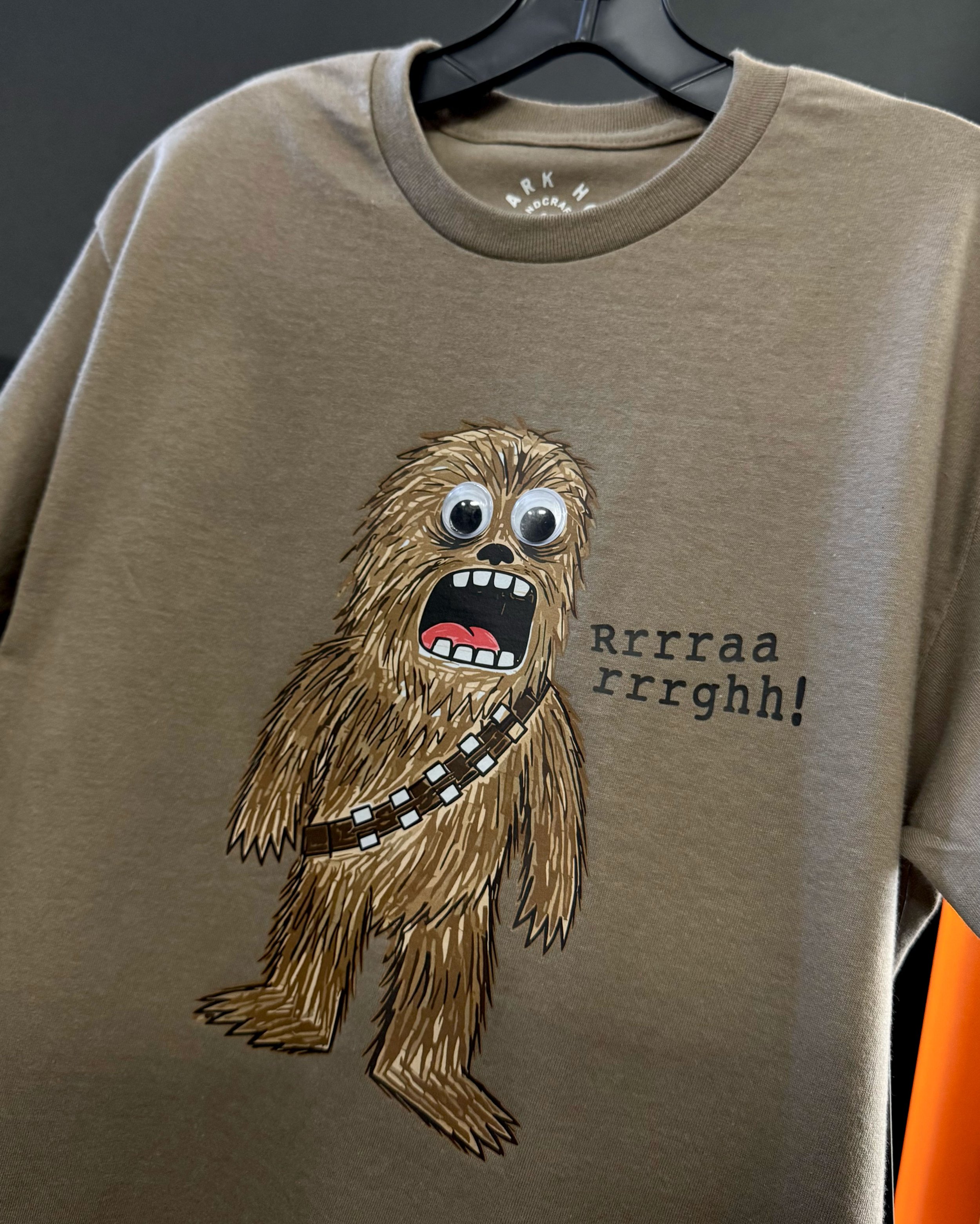 wigglyy-eyes-chewie-park-hop-tees-2.jpg