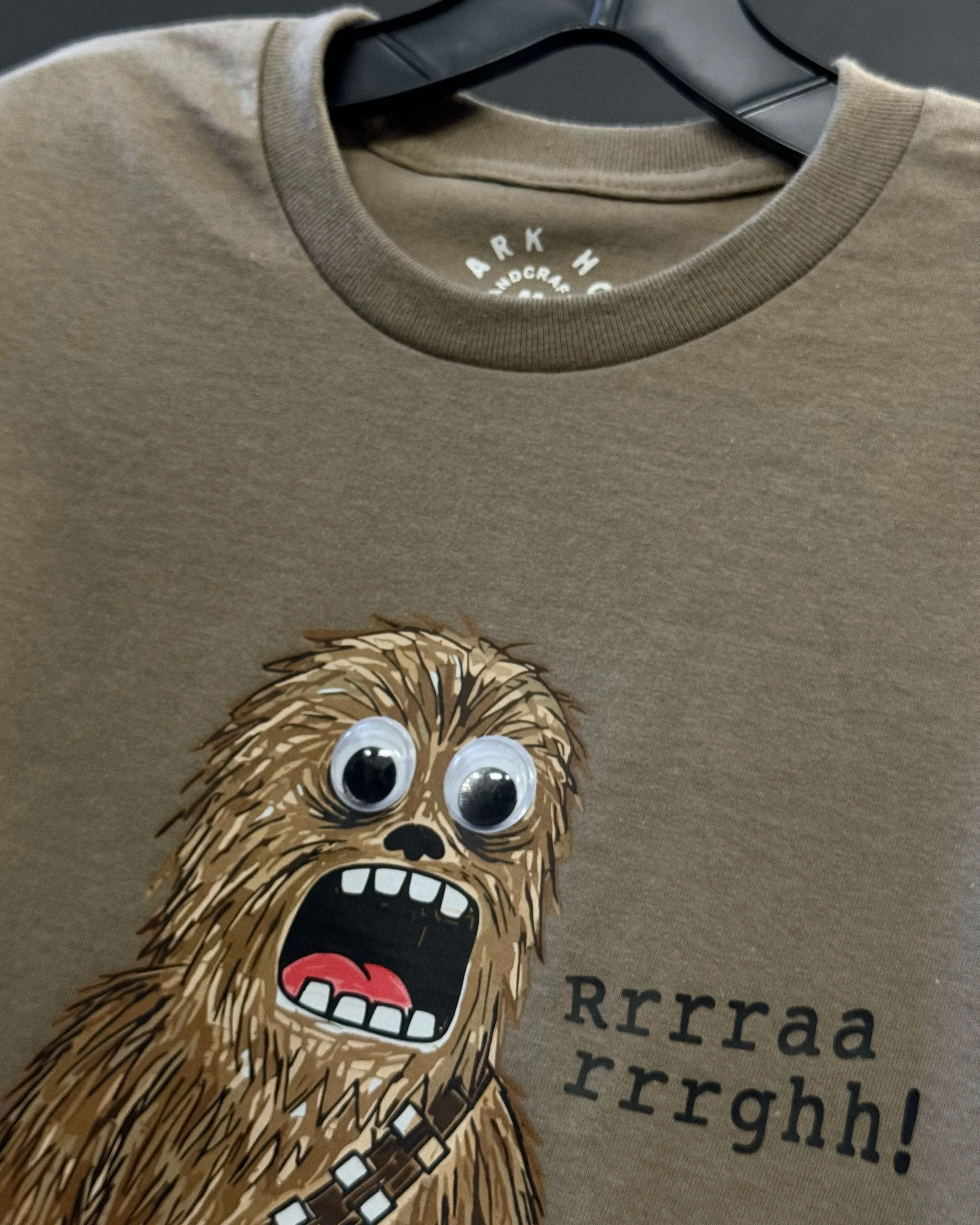 wiggly-eyes-chewie-1-park-hop-tees.jpg